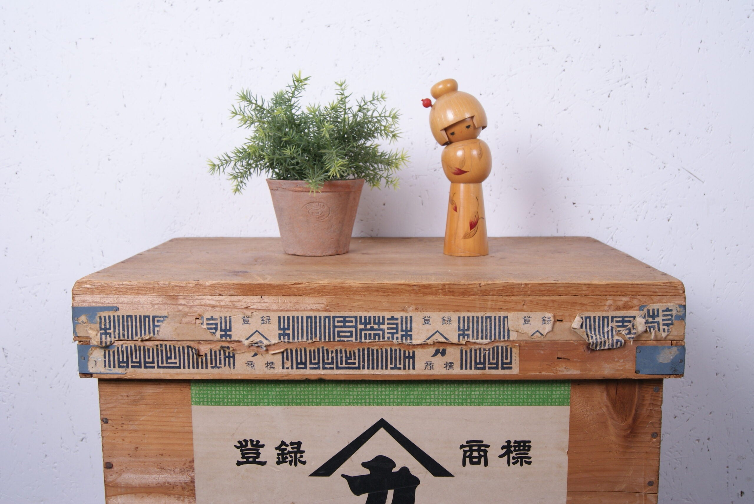 medium-creative-kokeshi-doll-38
