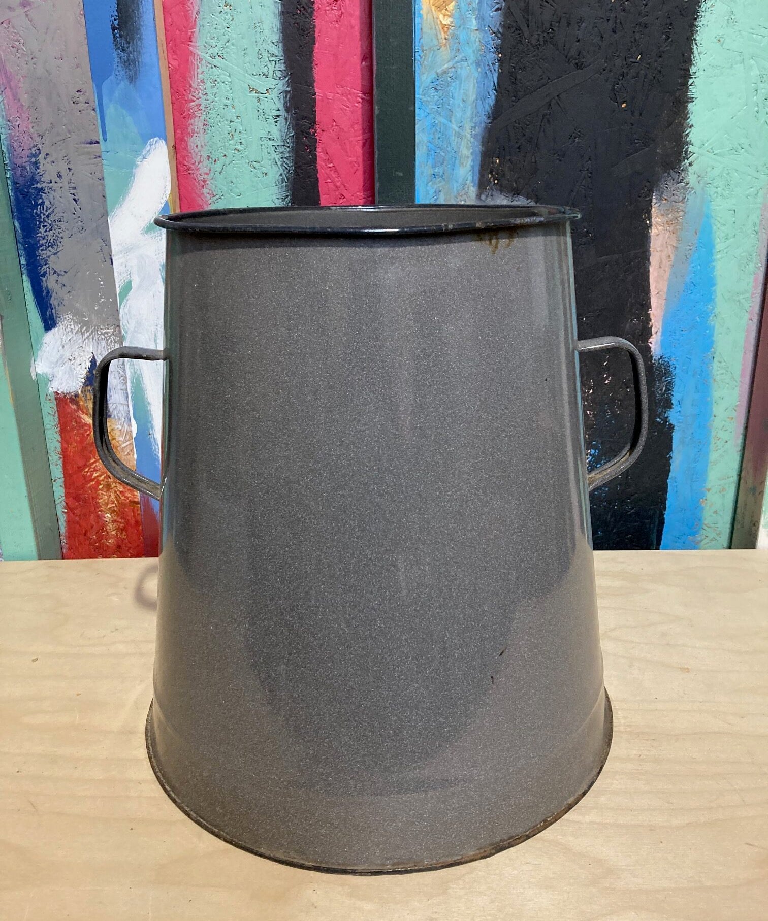 medium-grey-maggie-1