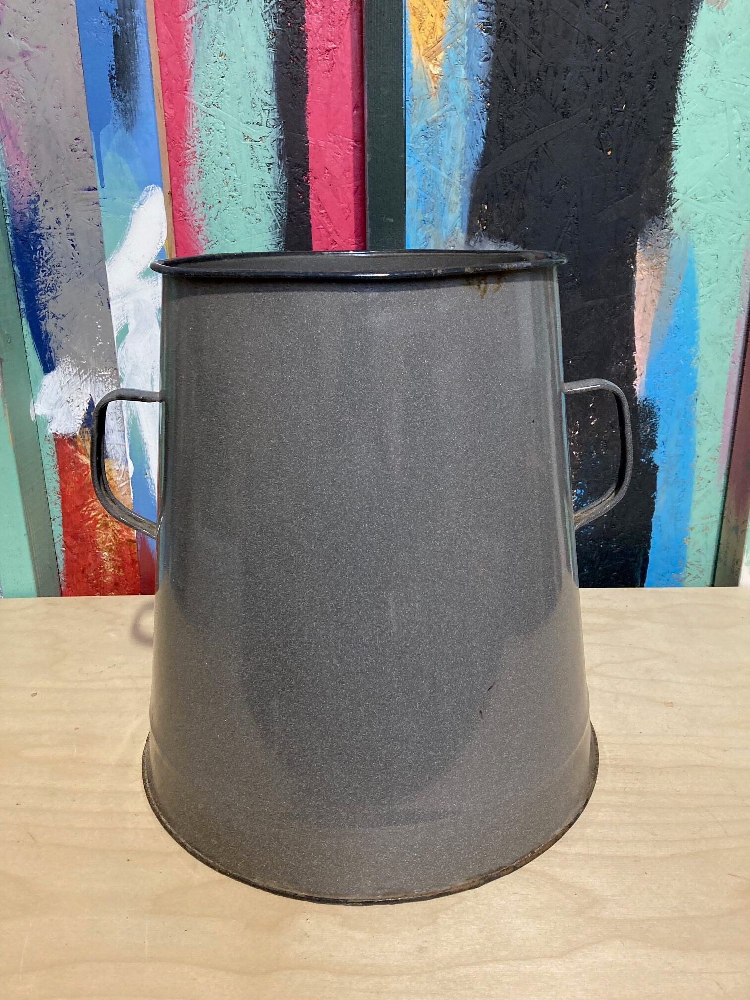 medium-grey-maggie-1