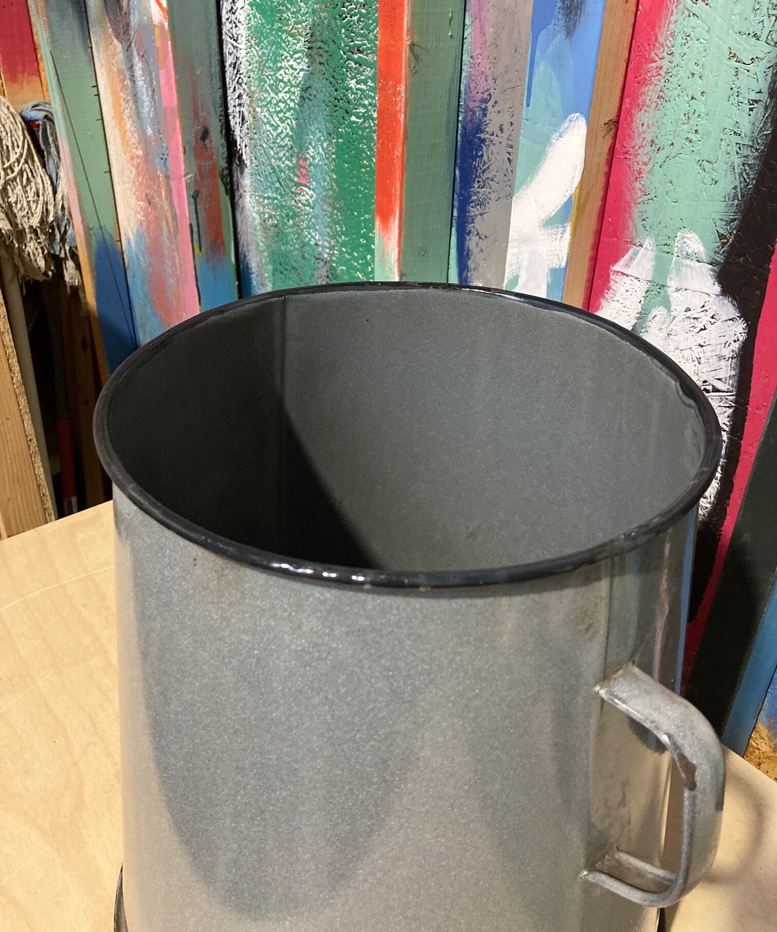 medium-light-grey-maggie-2