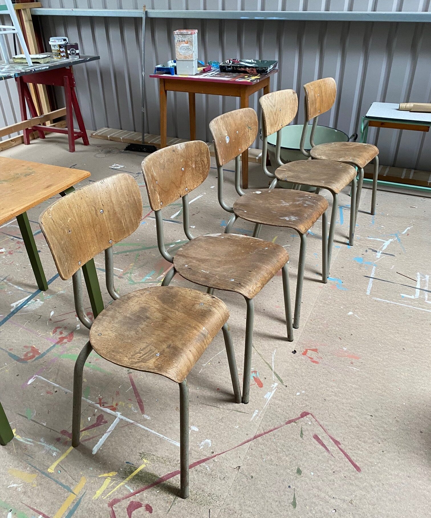 metal-chairs-1