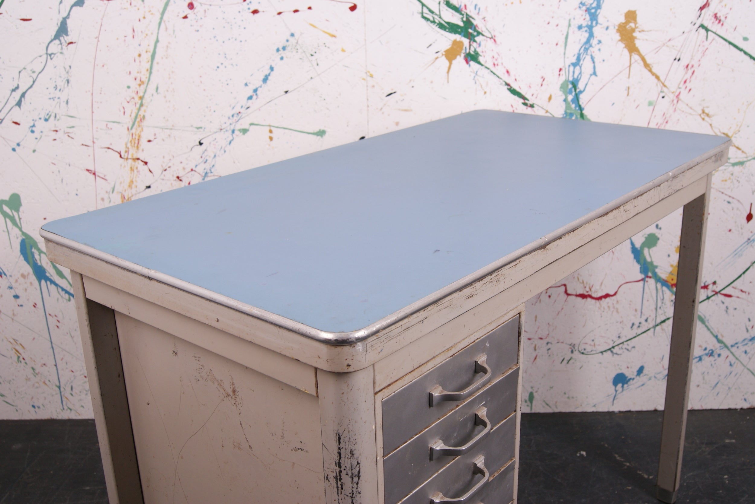 metal-desk-3