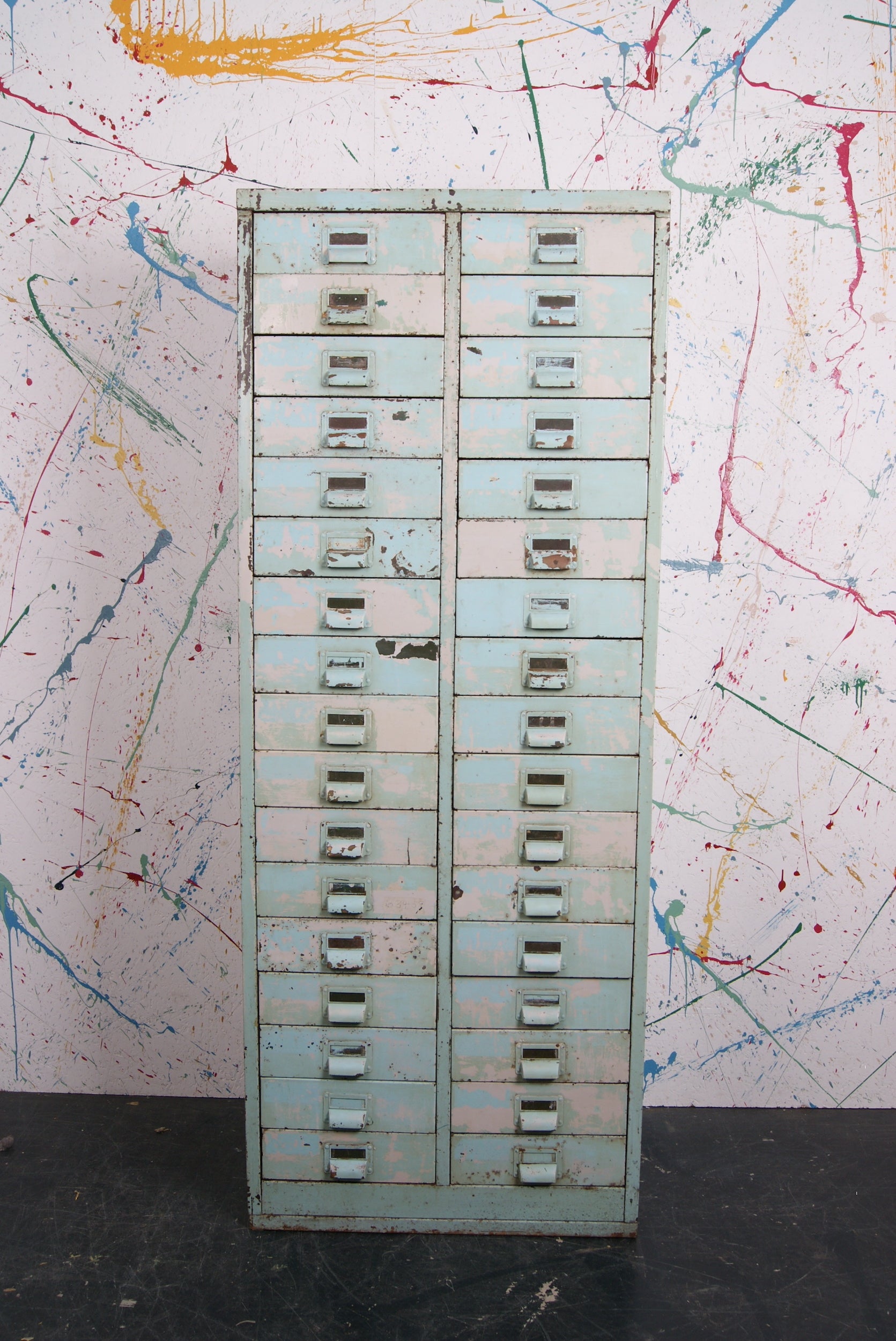 metal-drawer-unit-1