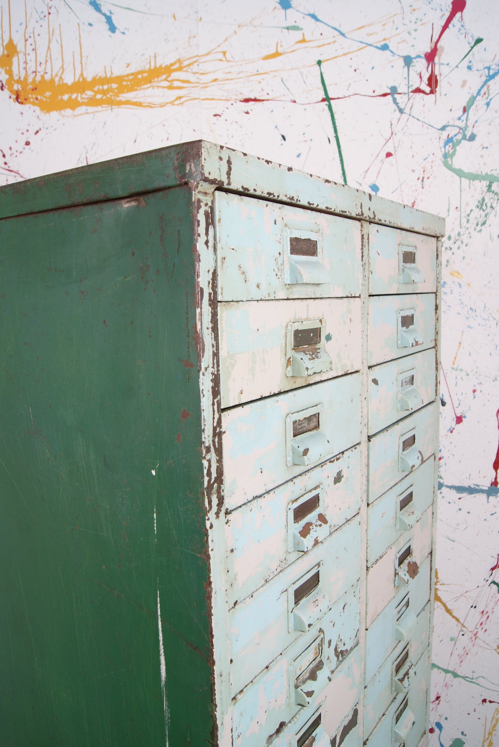 metal-drawer-unit-7