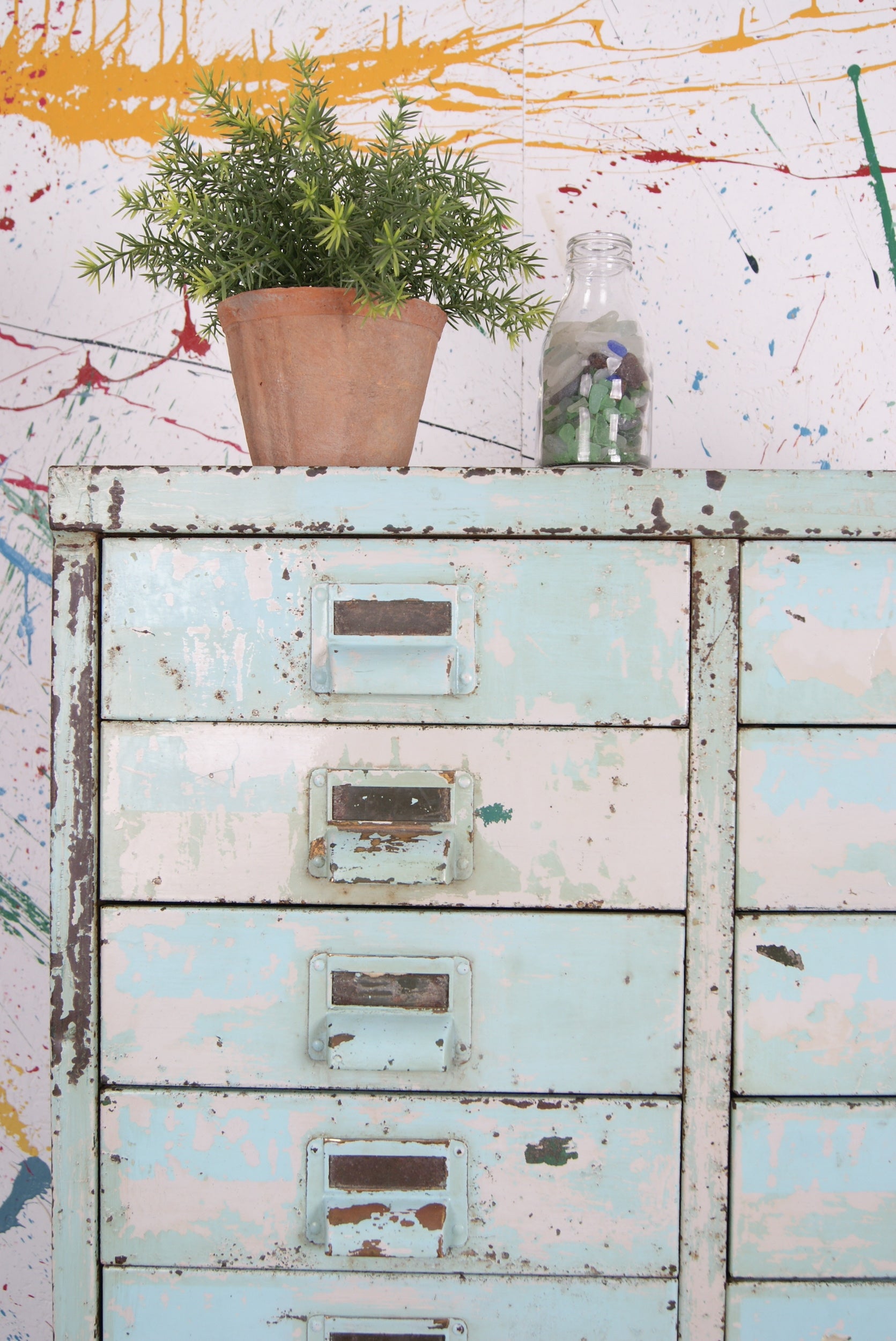 metal-drawer-unit-9