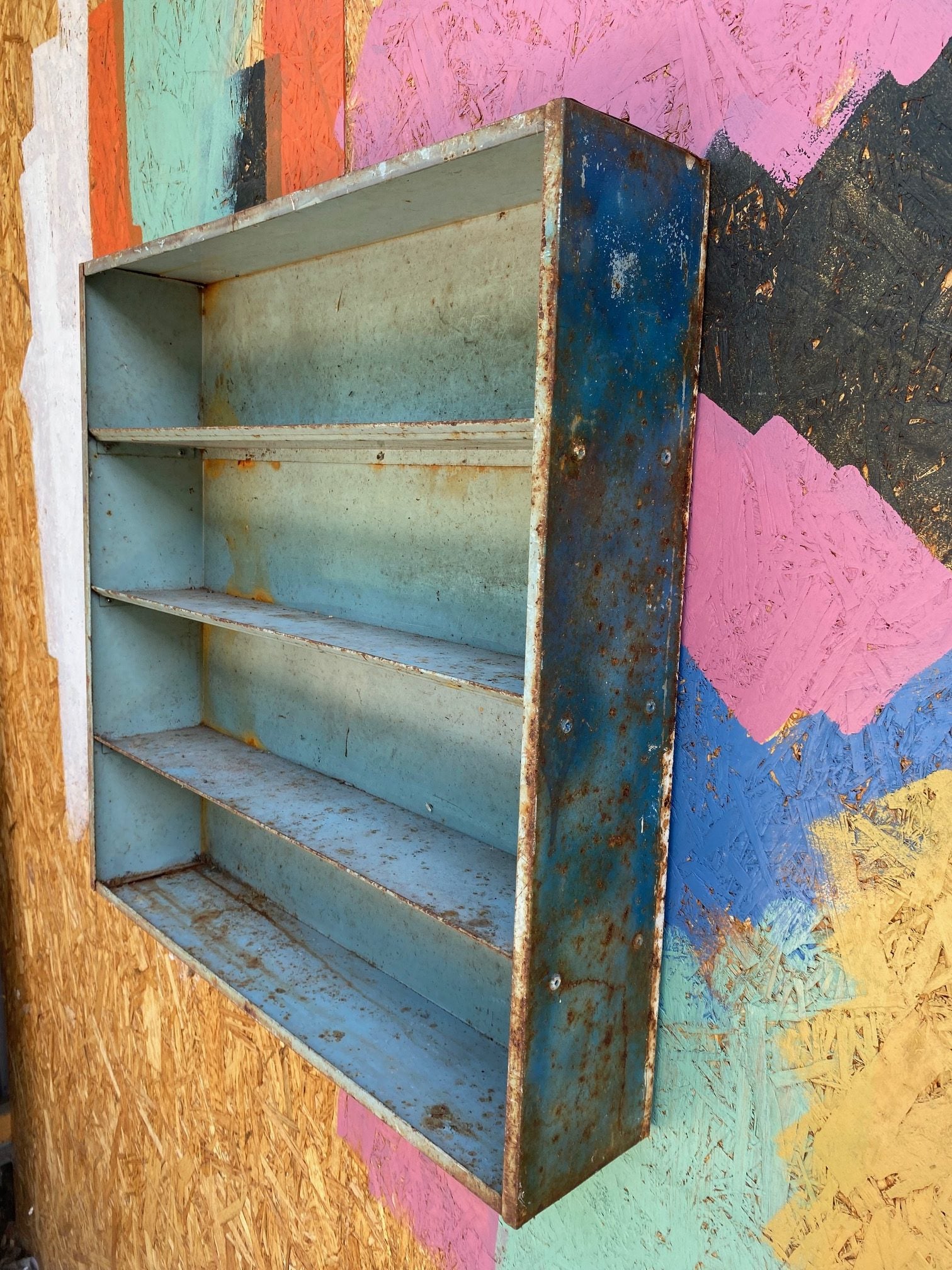 metal-shelf-2