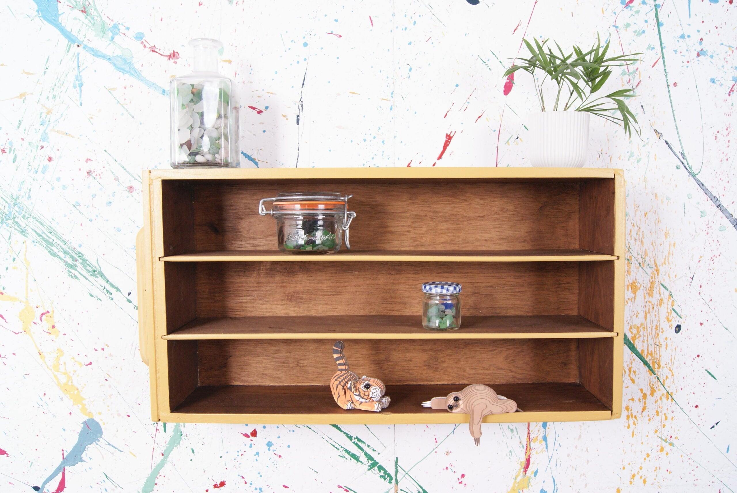 mustard-display-shelf-3