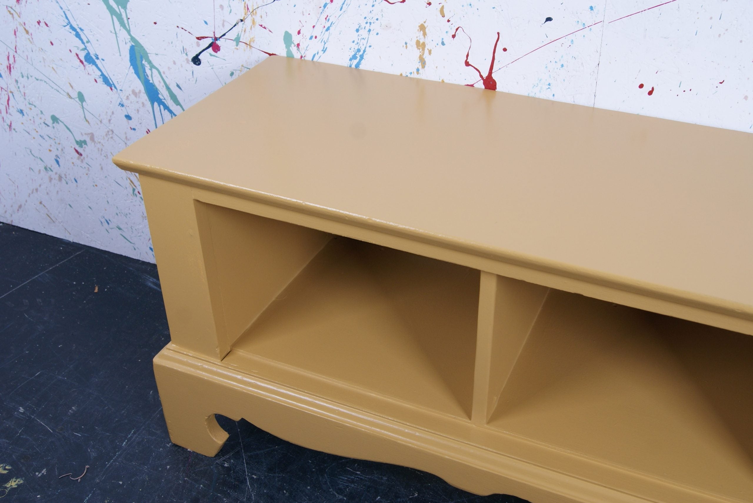 mustard-storage-bench-2