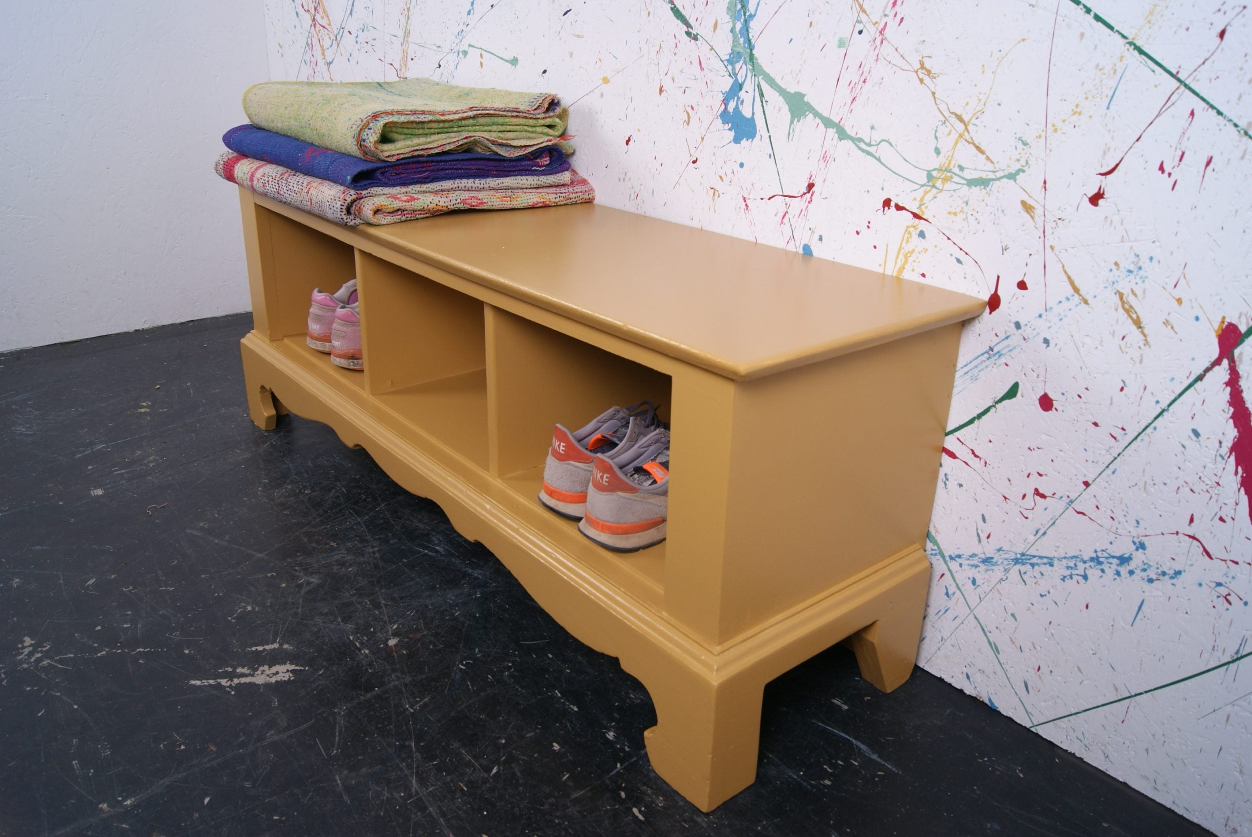 mustard-storage-bench-5