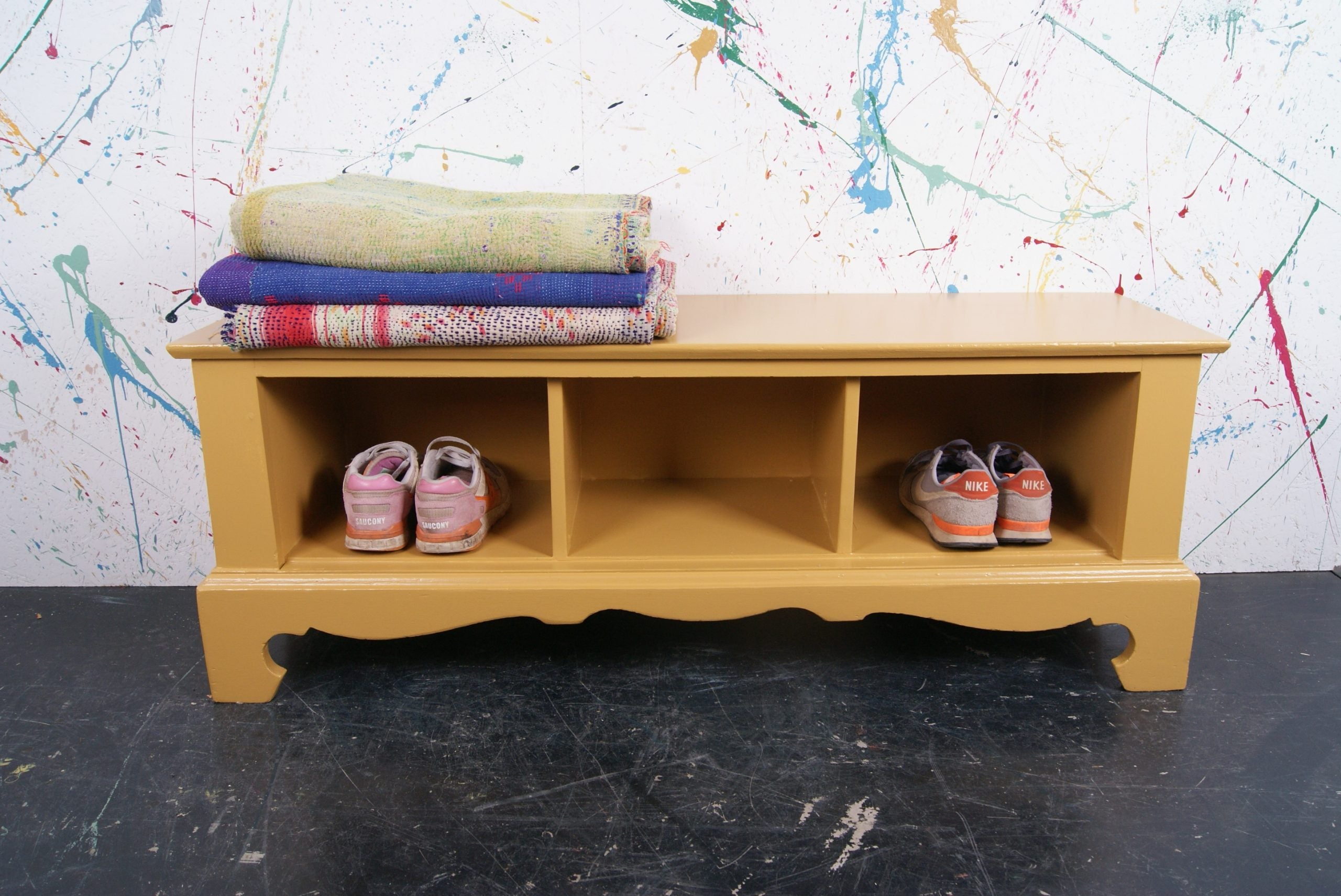 mustard-storage-bench-8