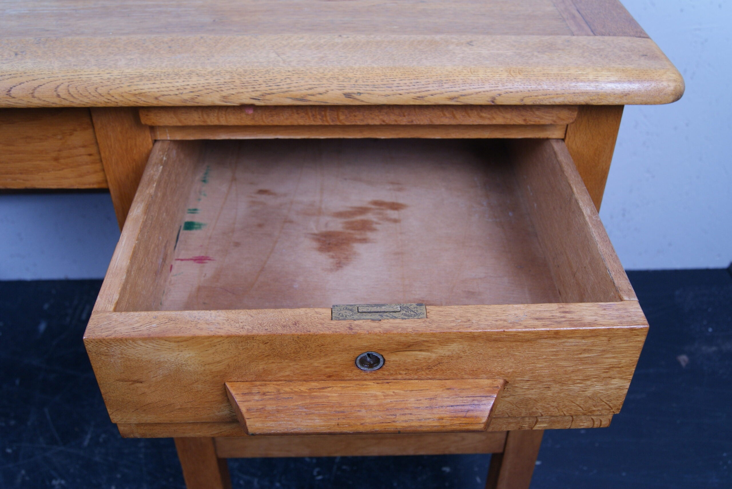 oak-desk-drawers-27