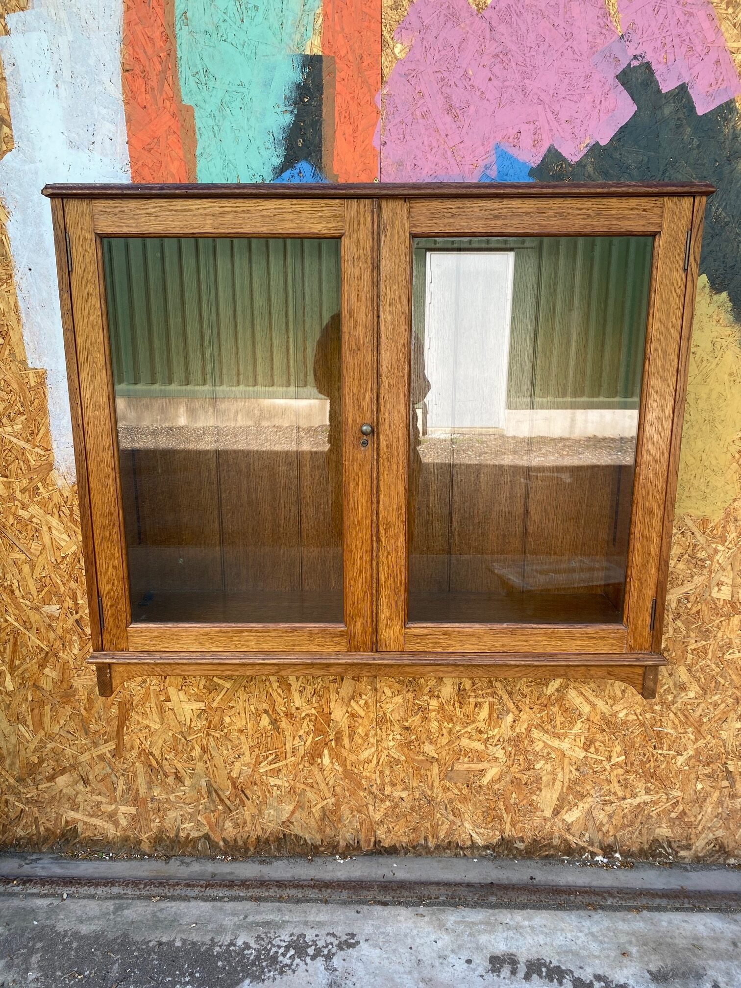oak-glass-cabinet-1