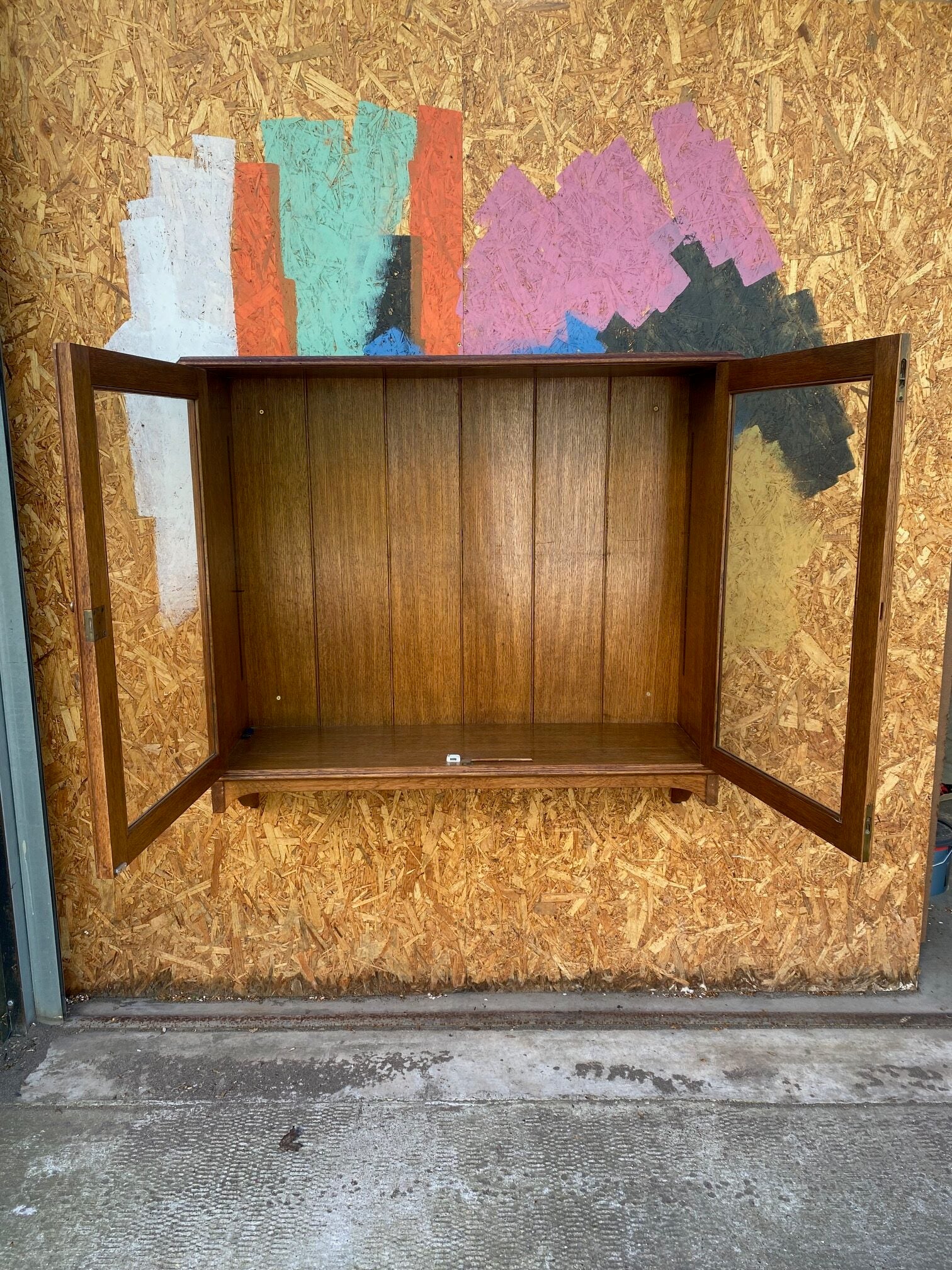 oak-glass-cabinet-4
