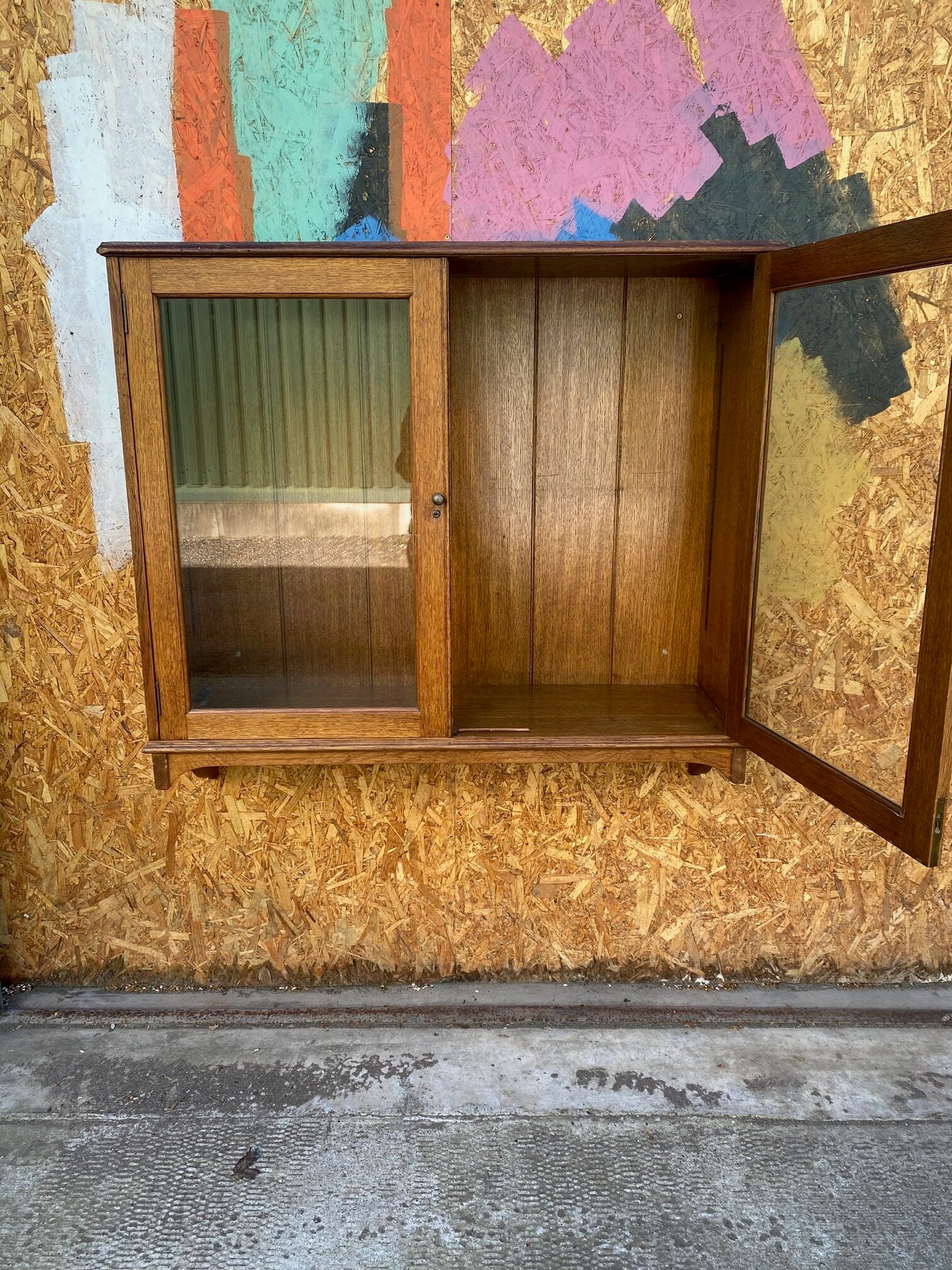 oak-glass-cabinet-7