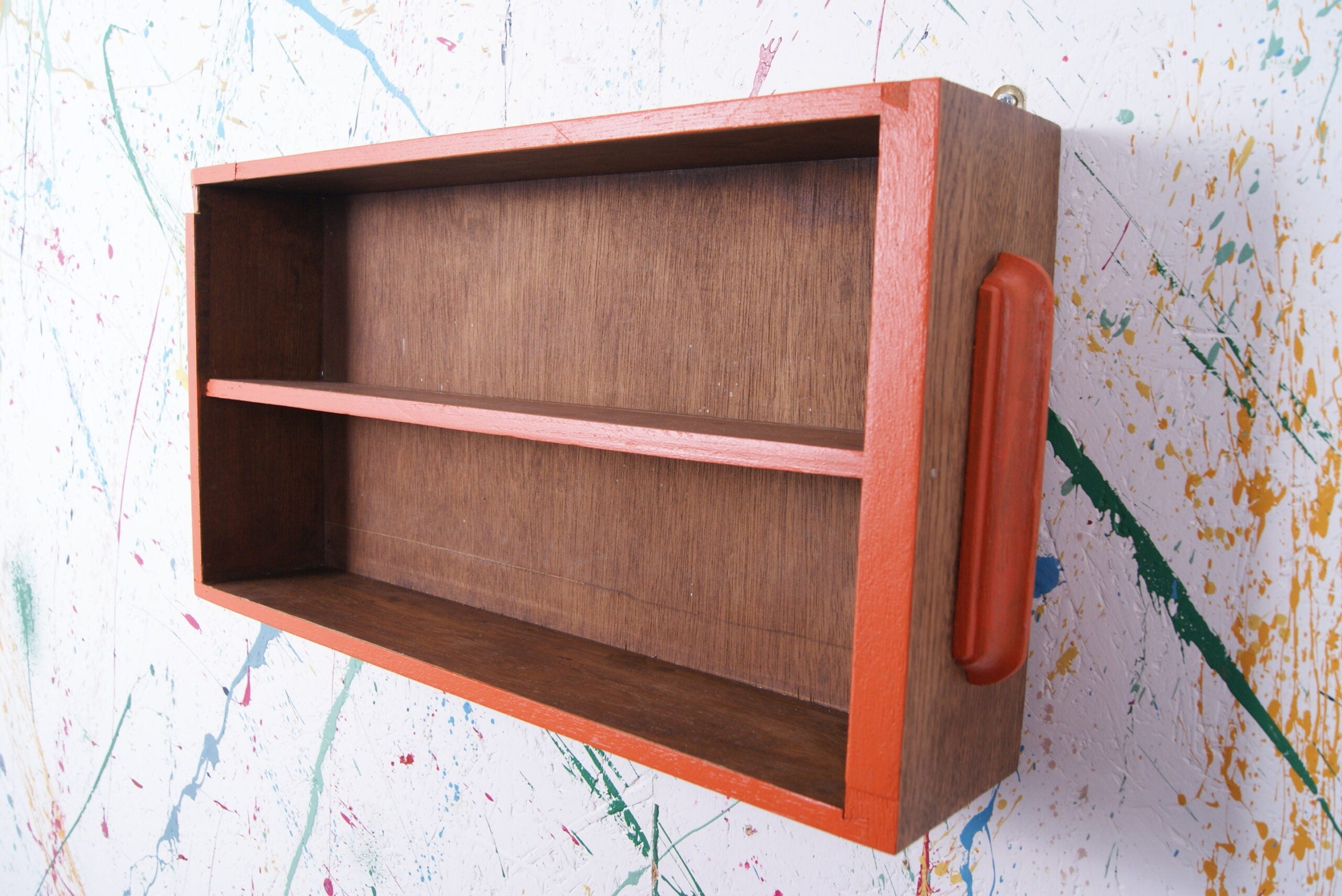 orange-display-shelf-1