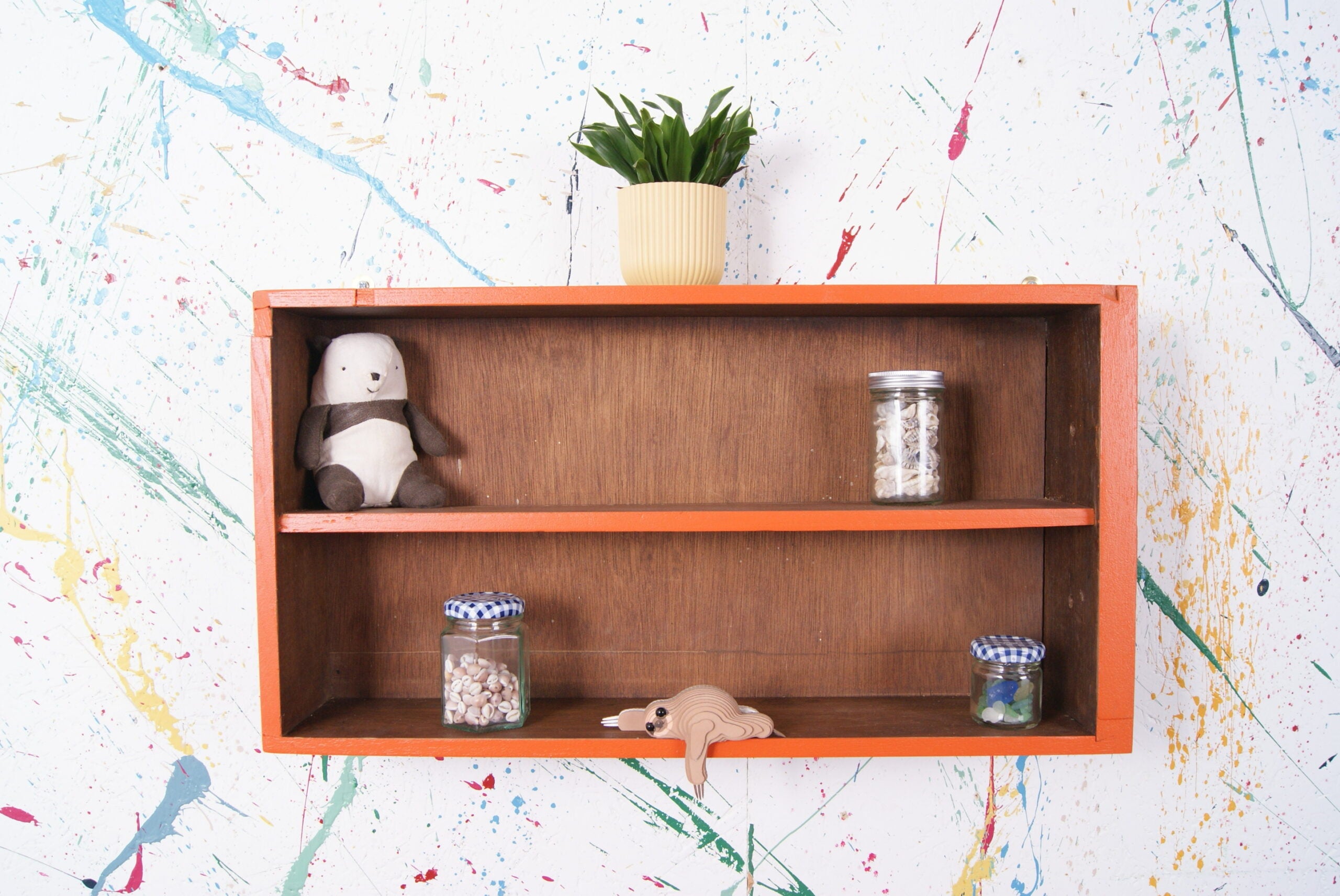 orange-display-shelf-4
