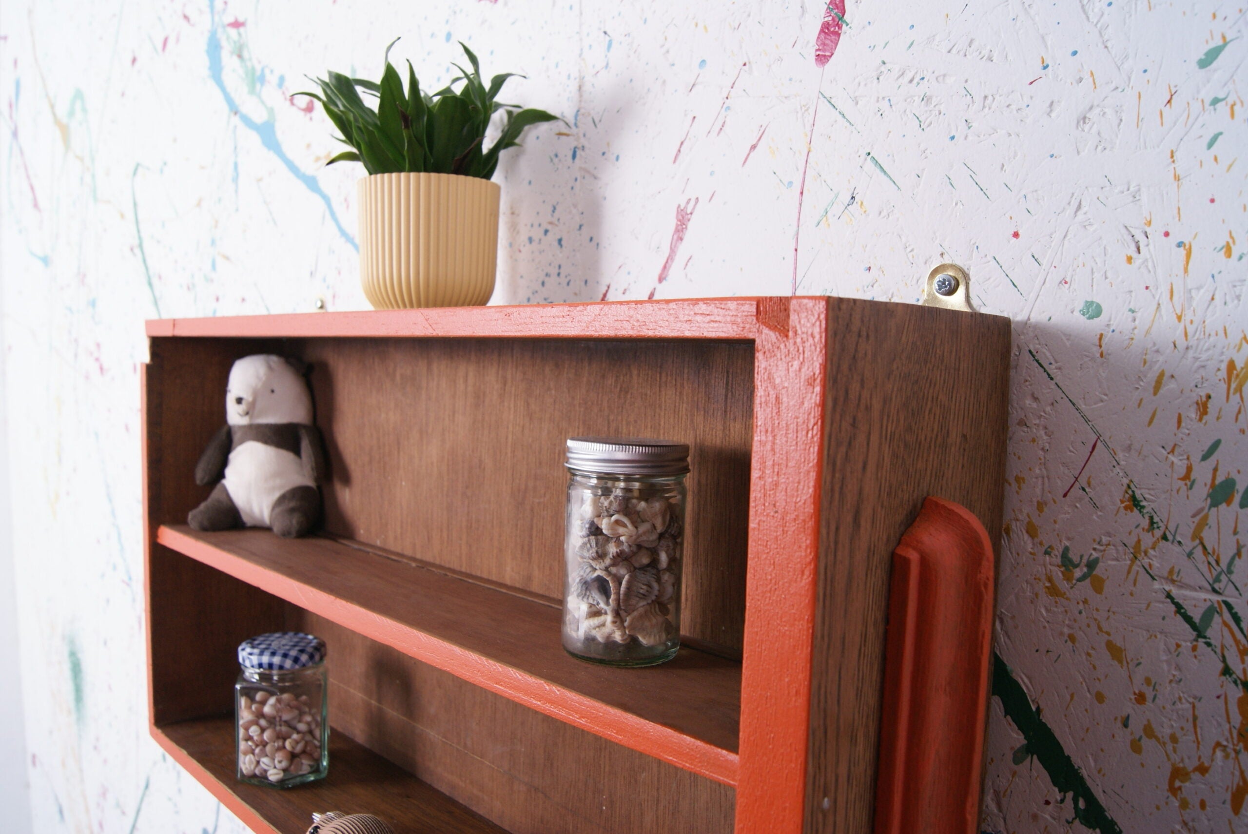 orange-display-shelf-5