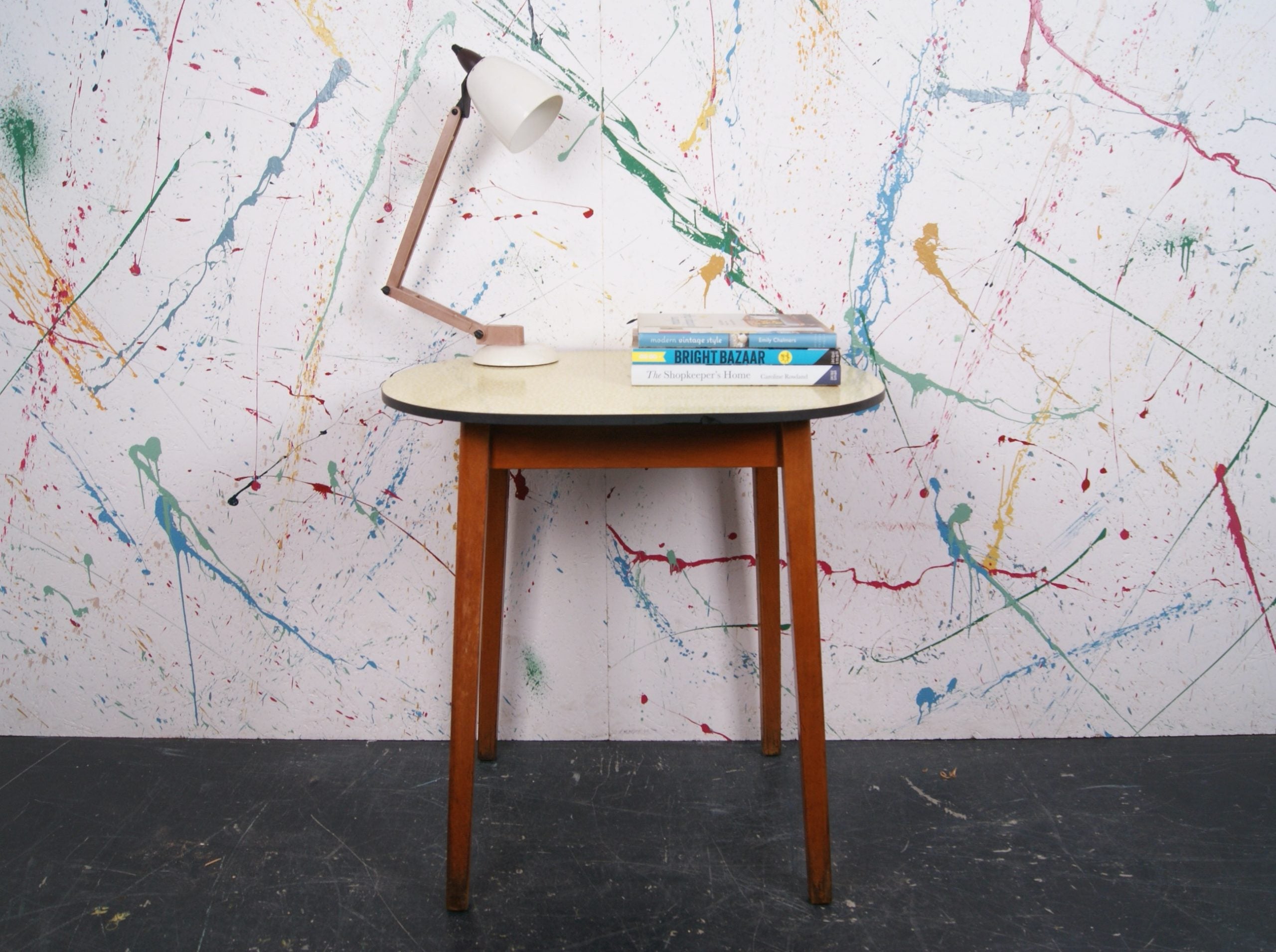 oval-yellow-formica-table-3