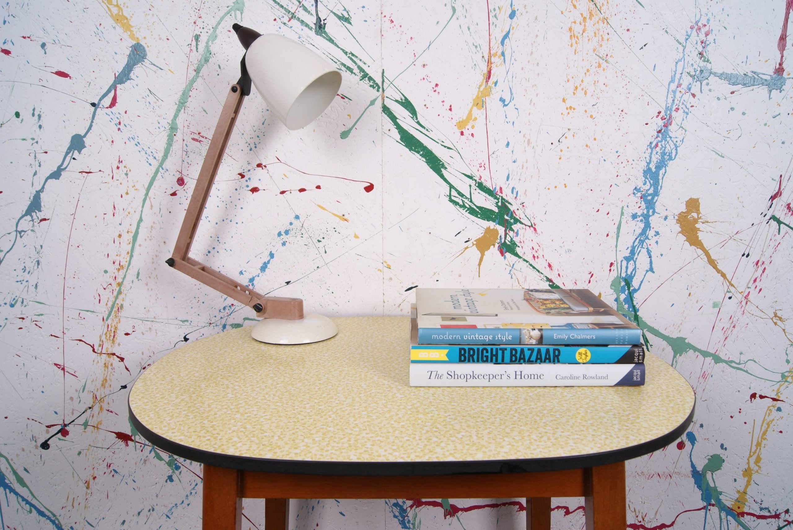 oval-yellow-formica-table-4