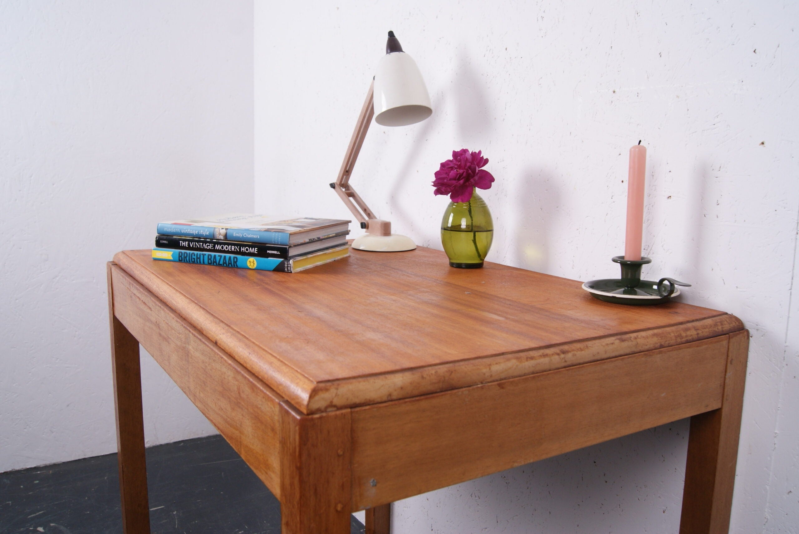 oxford-uni-wooden-table-1