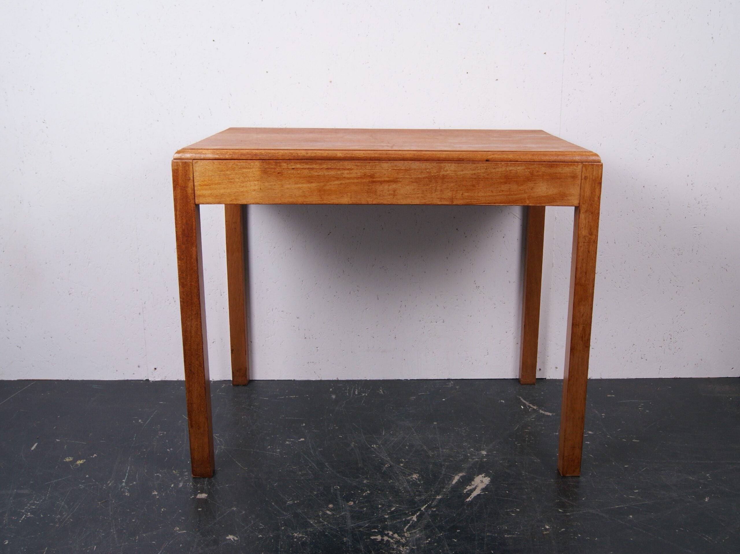 oxford-uni-wooden-table-7