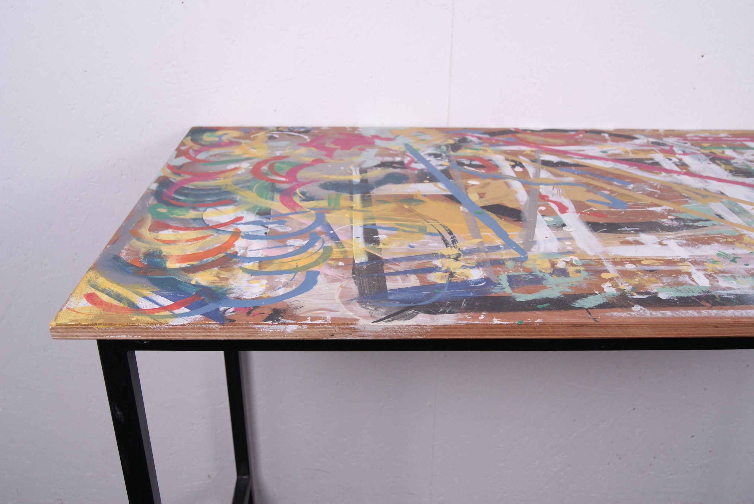 paint-splattered-lab-bench-3
