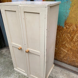 painted-wooden-cupboard-2