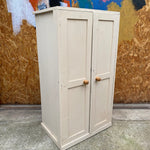 painted-wooden-cupboard-5