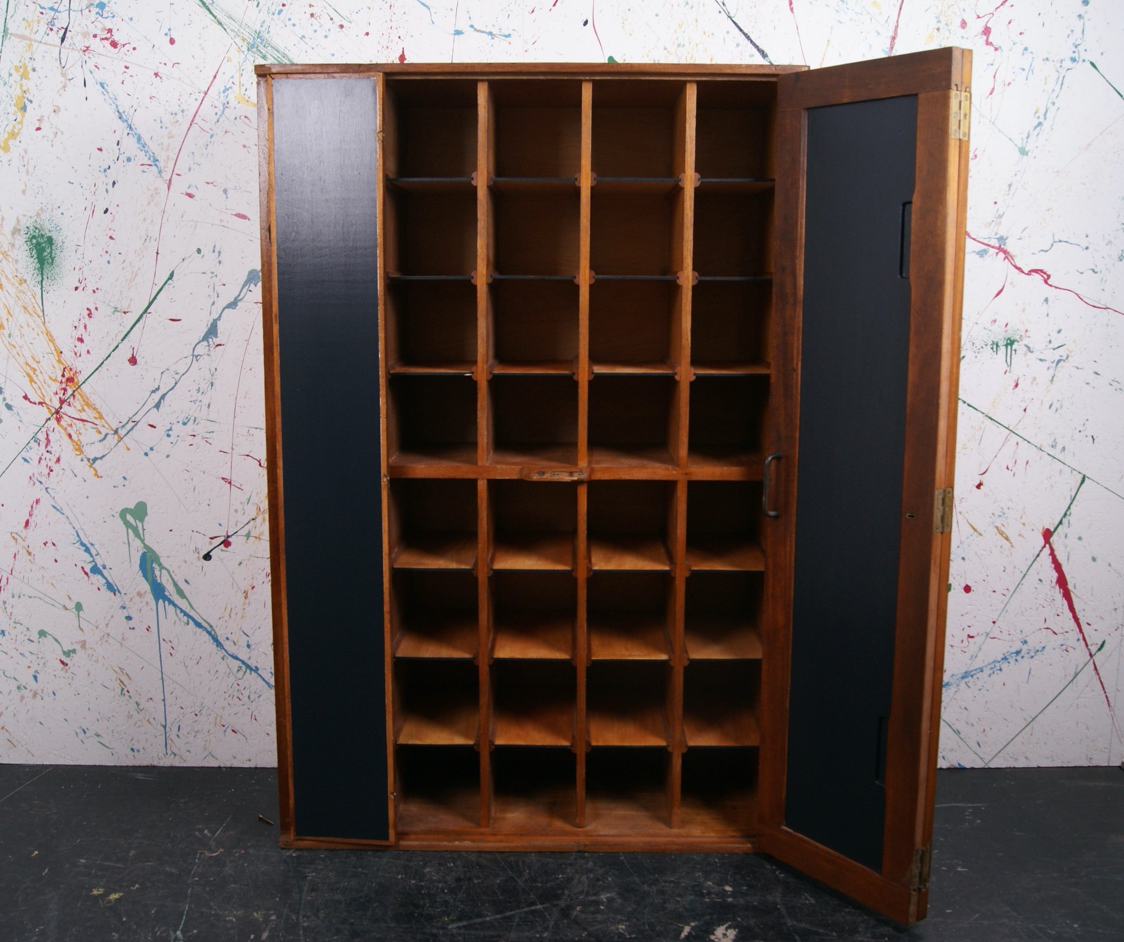 pigeonhole-cupboard-3