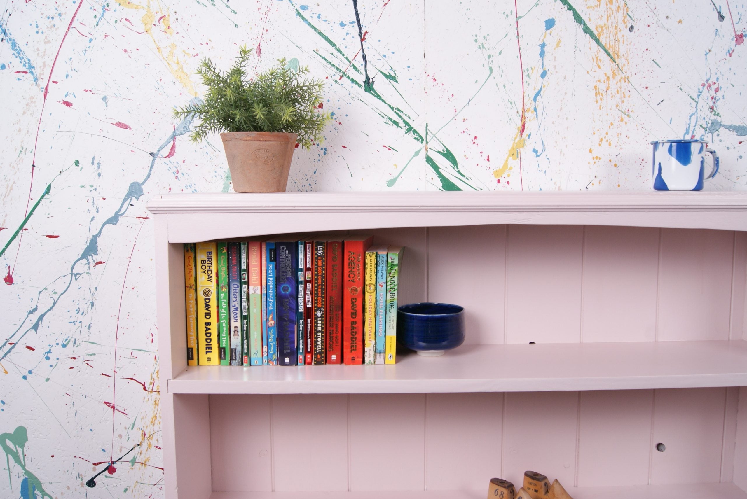 pink-bookcase-5