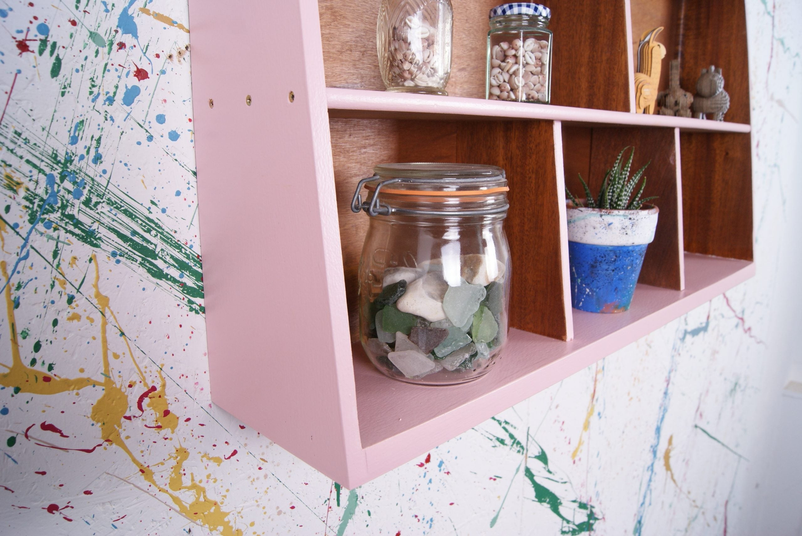 pink-dislay-shelf-6