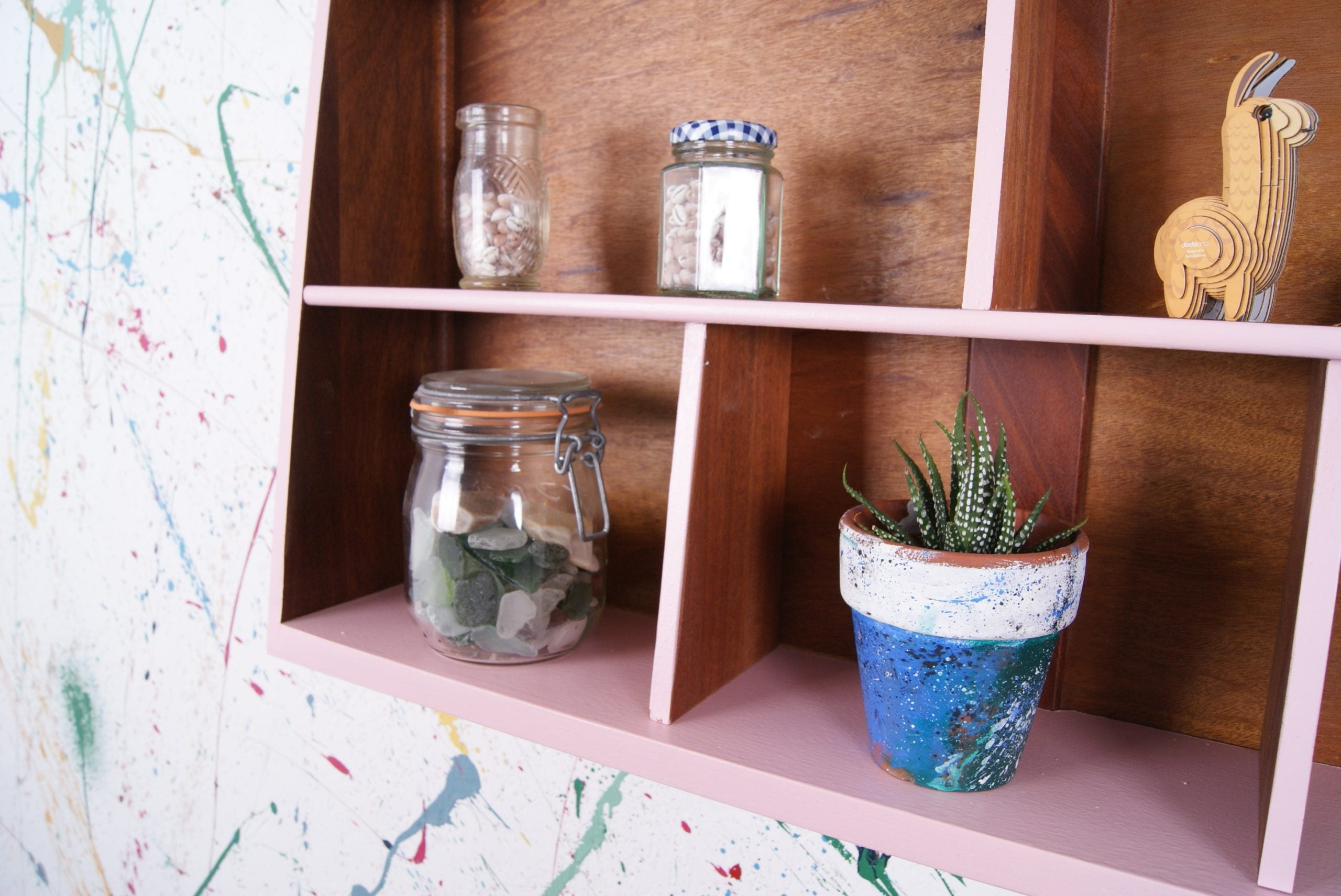 pink-display-shelf-5