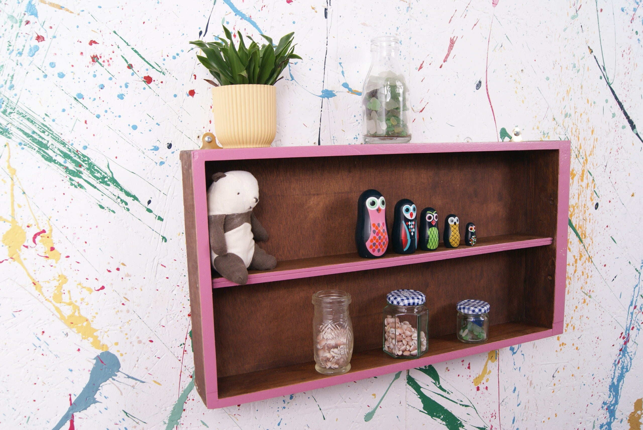 pink-display-shelf-9