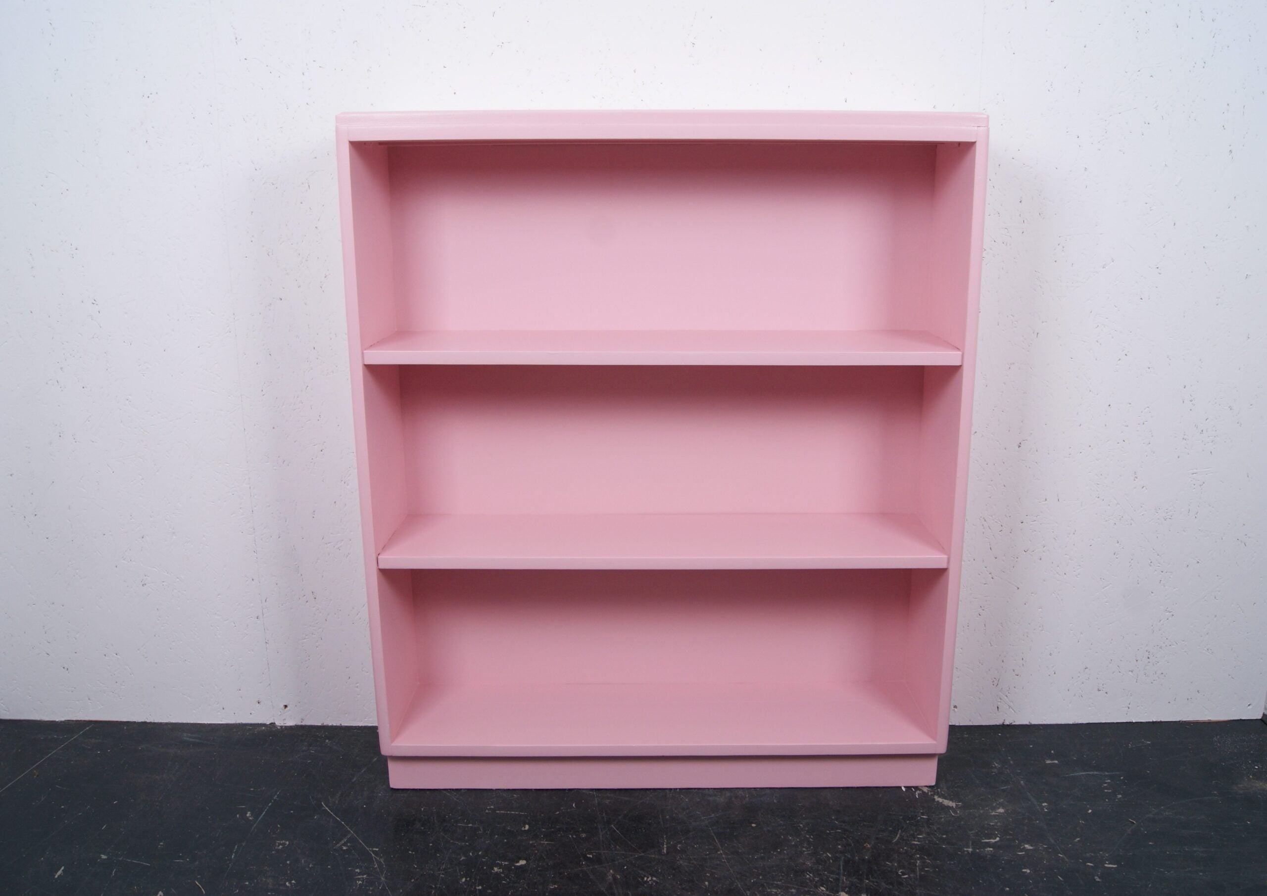 pink-wooden-bookcase-1