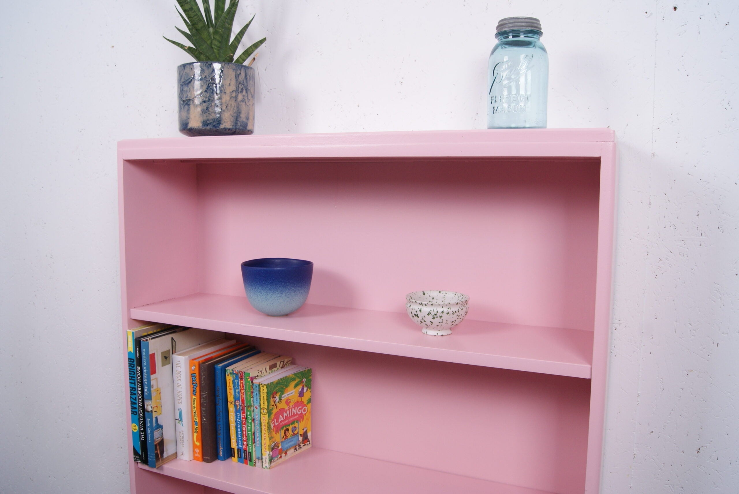 pink-wooden-bookcase-4