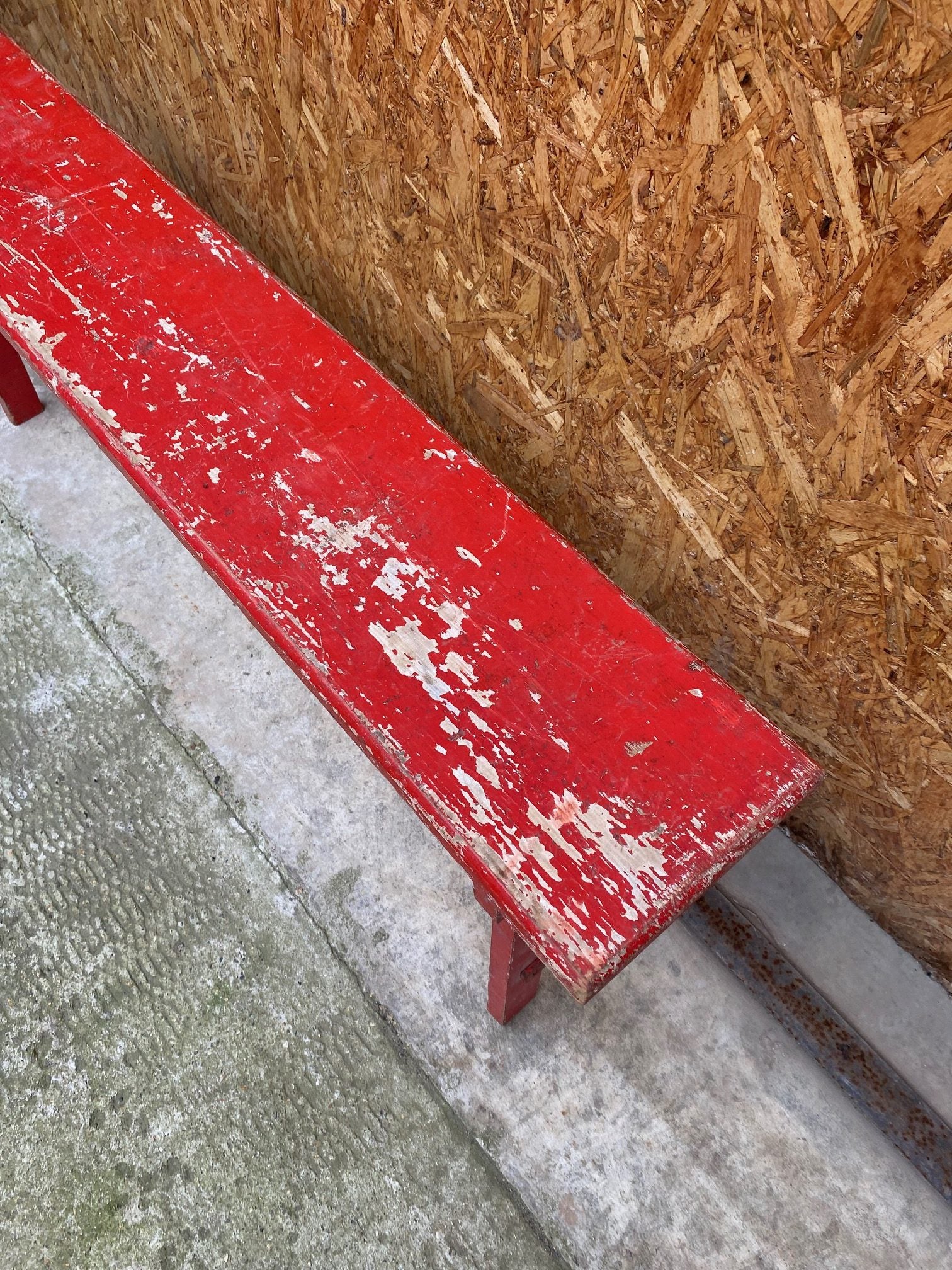 red-benches-6