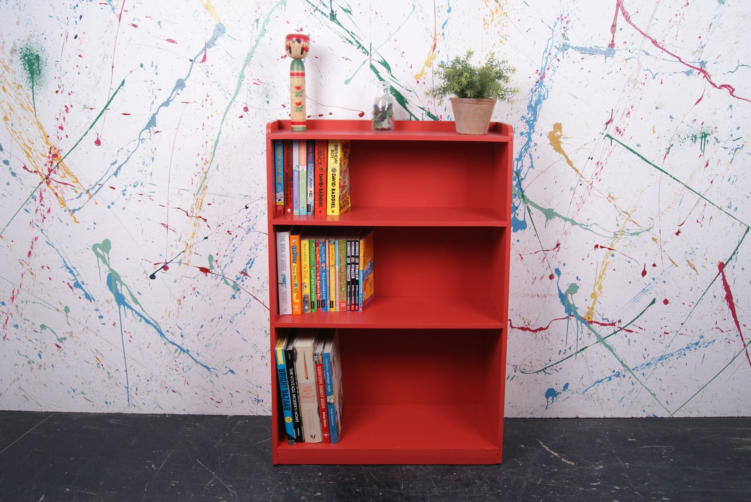 red-bookshelf-3