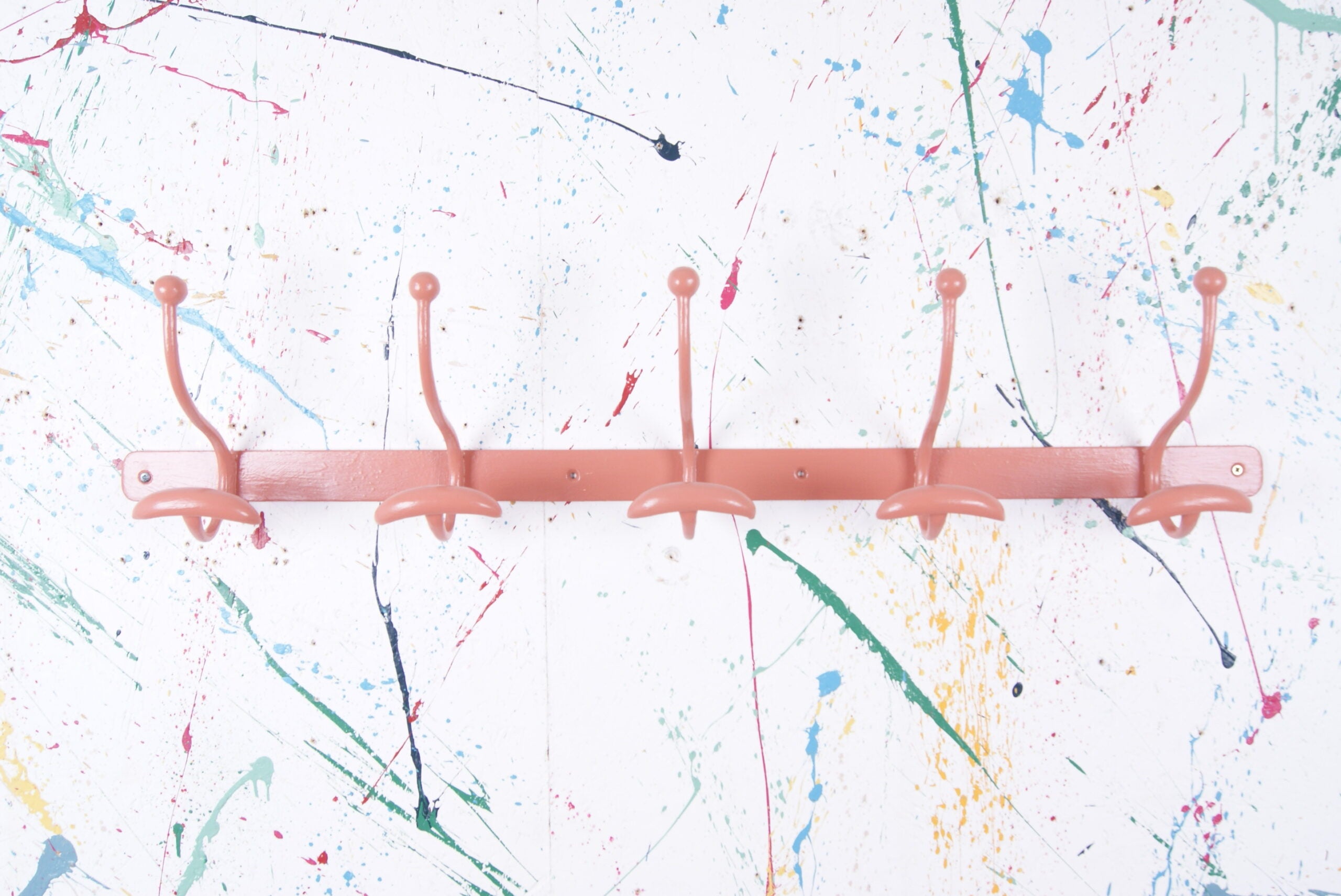 red-earth-metal-hooks-7