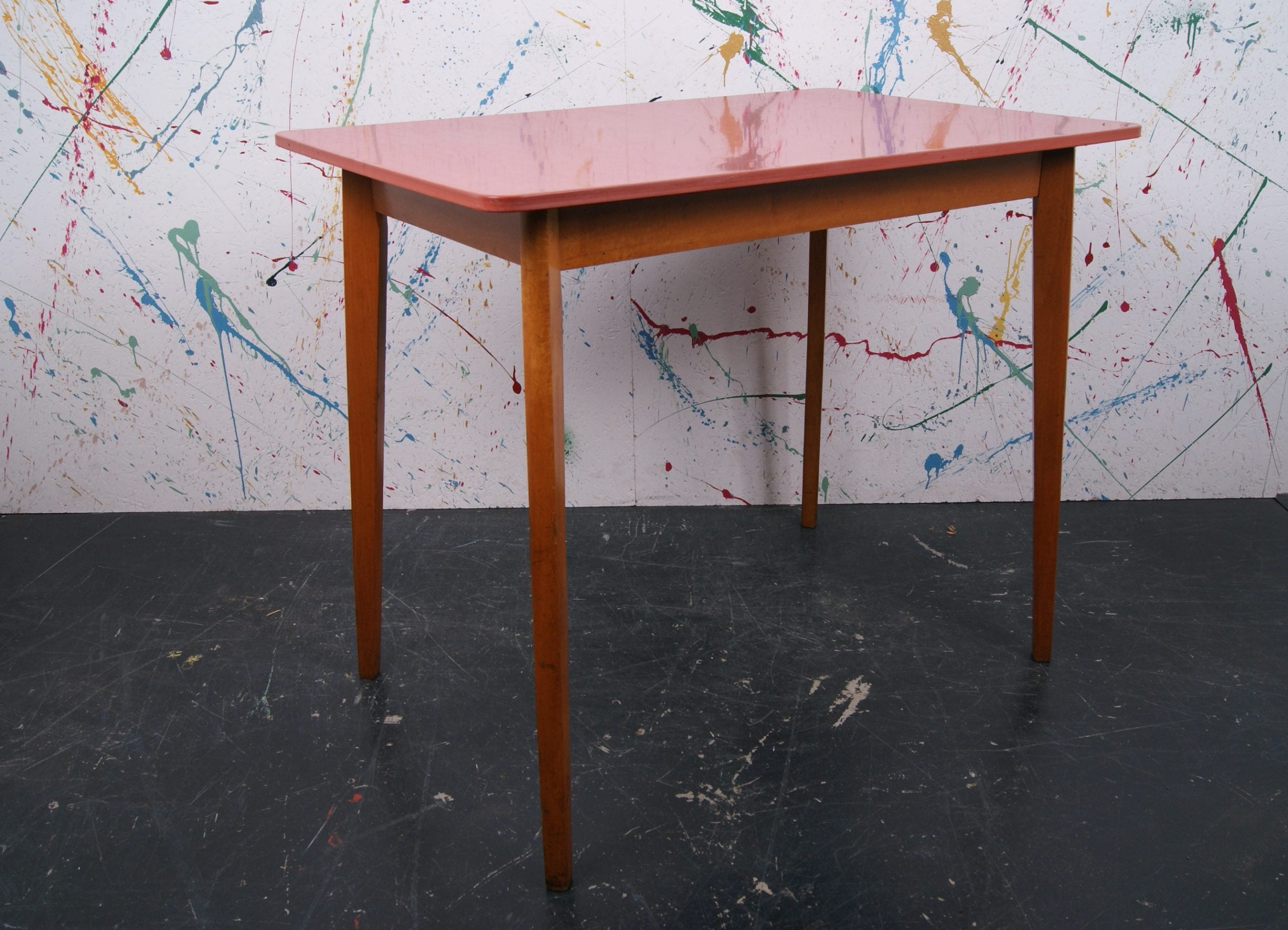 red-formica-table-1