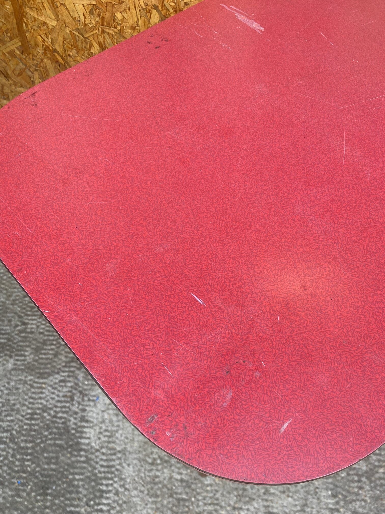 red-formica-table-32