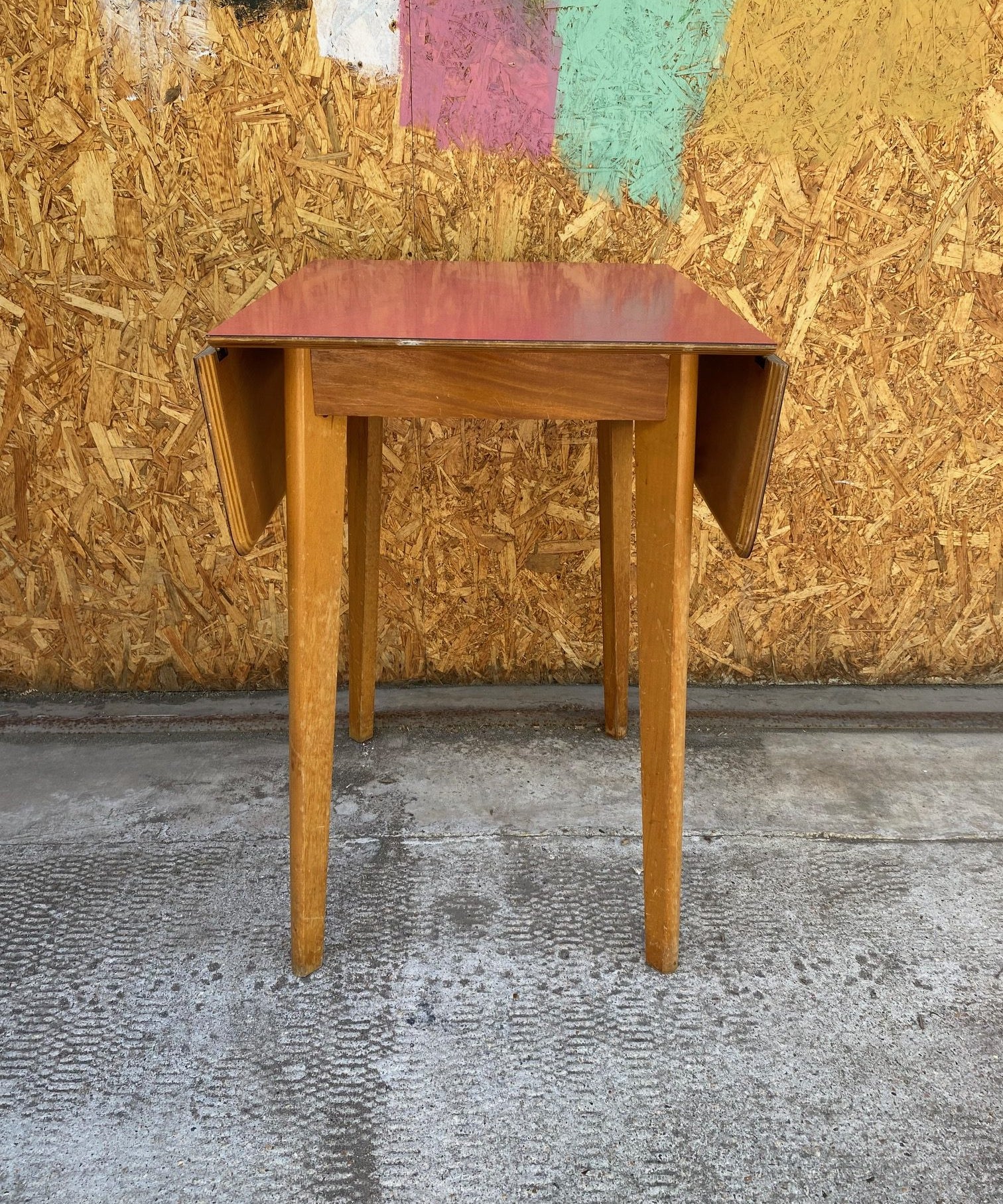 red-formica-table-50