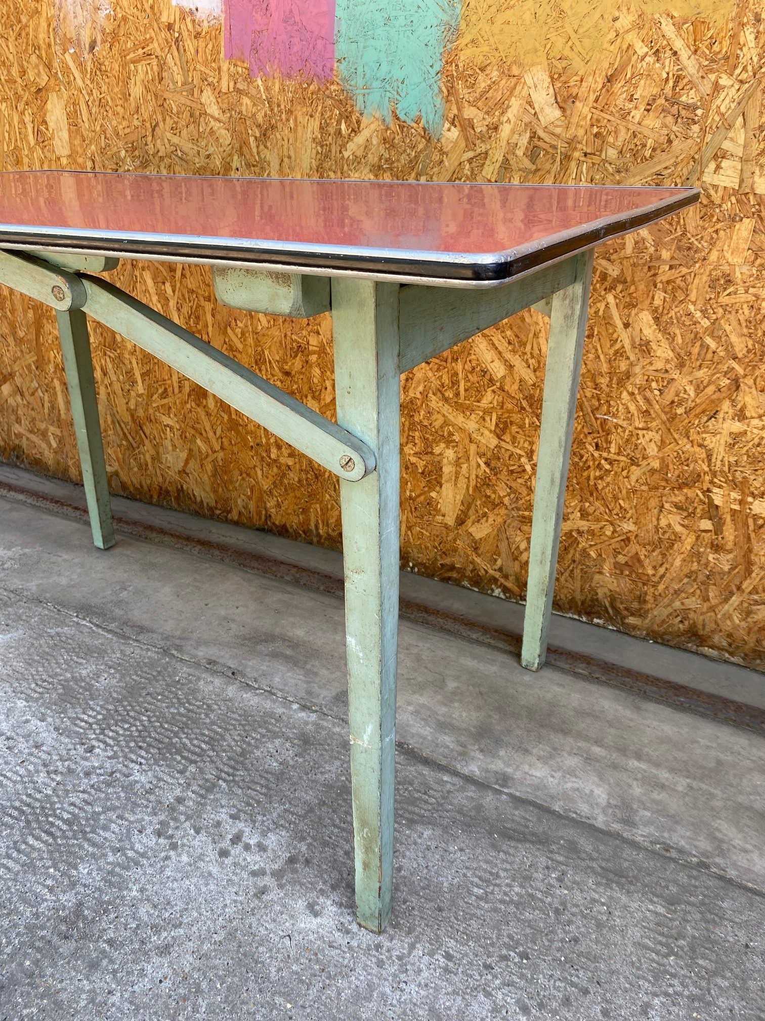 red-formica-table-21