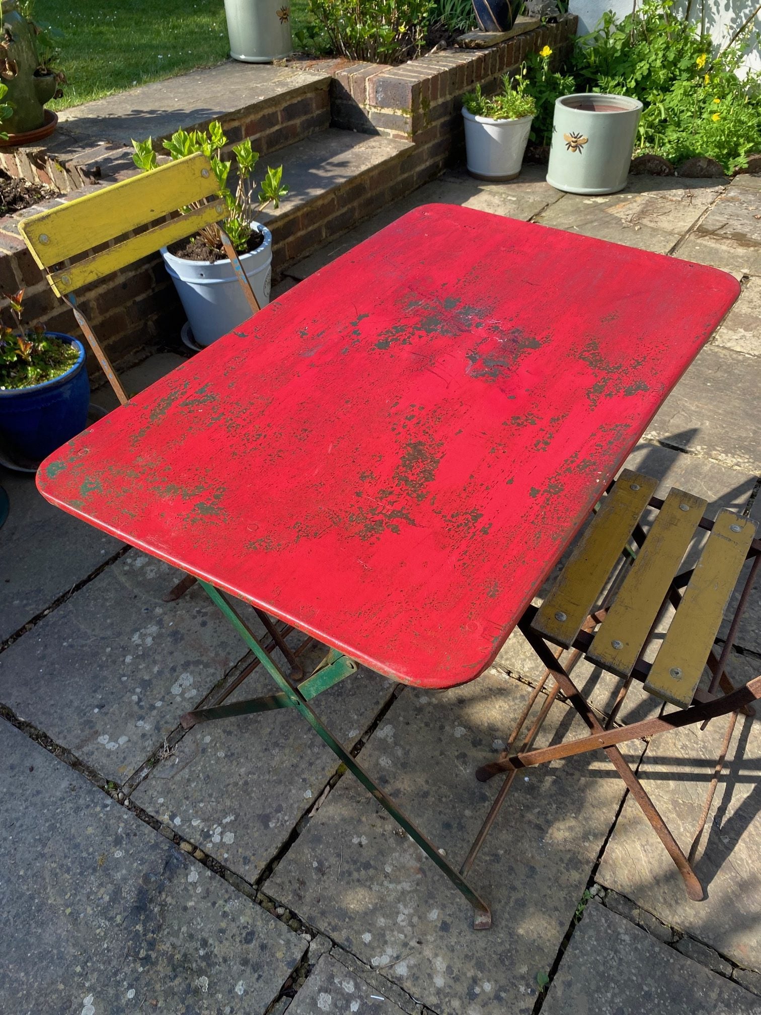 red-yellow-bistro-set-2