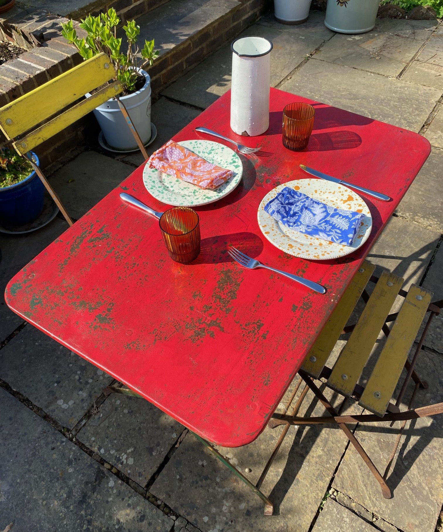 red-yellow-bistro-set-5