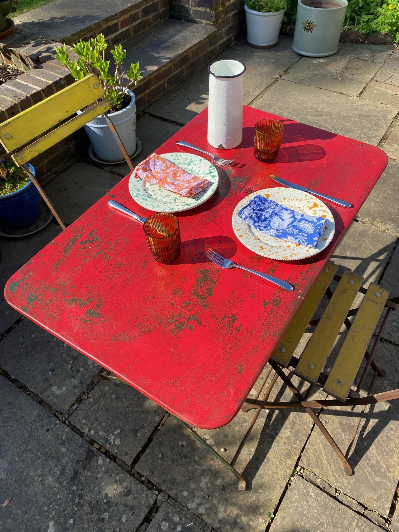 red-yellow-bistro-set-5