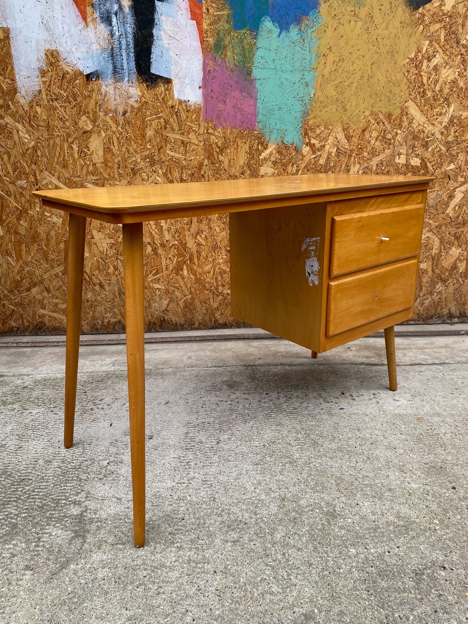 retro-wooden-desk-4