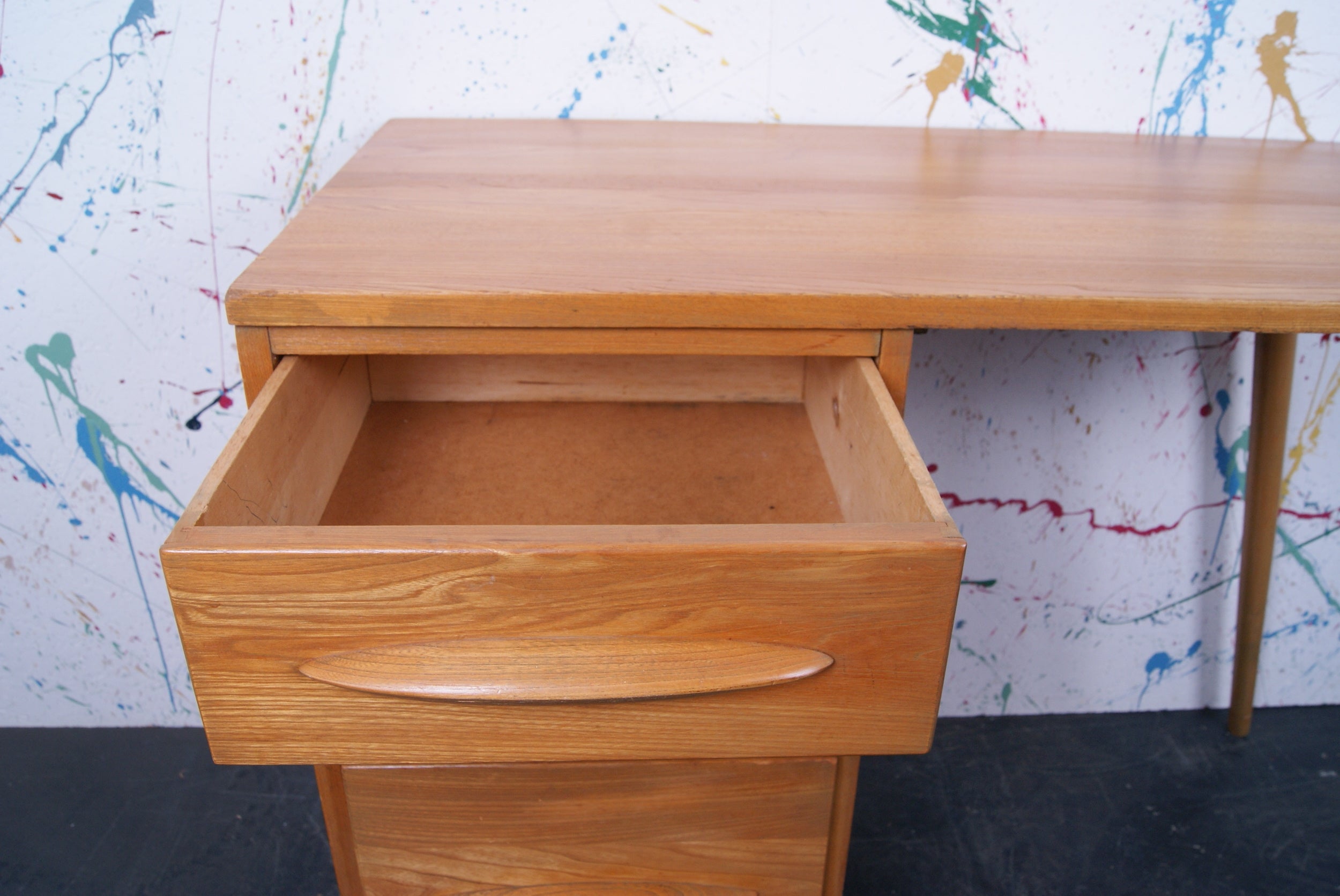 retro-wooden-desk-6