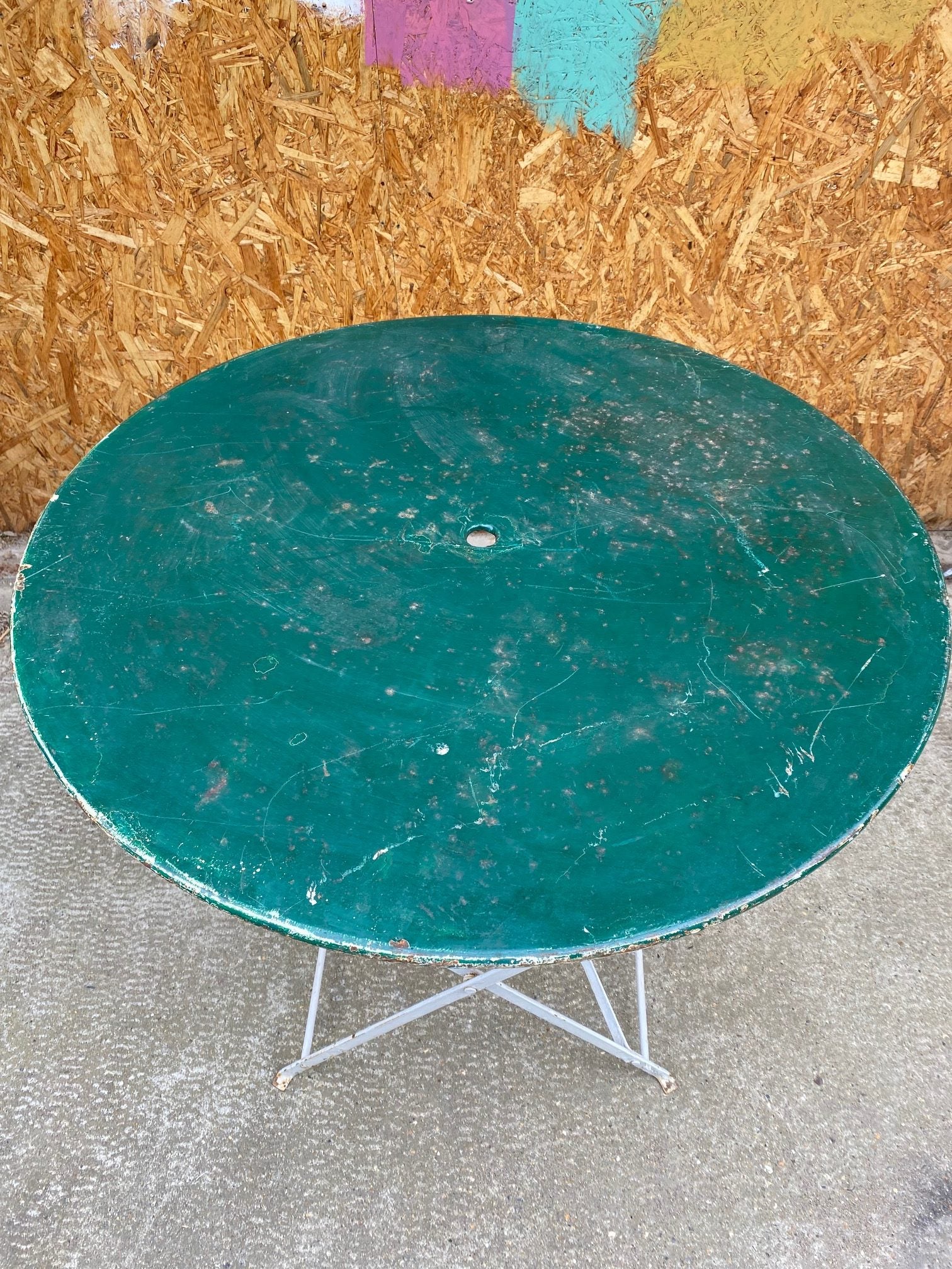 round-french-bistro-table-2