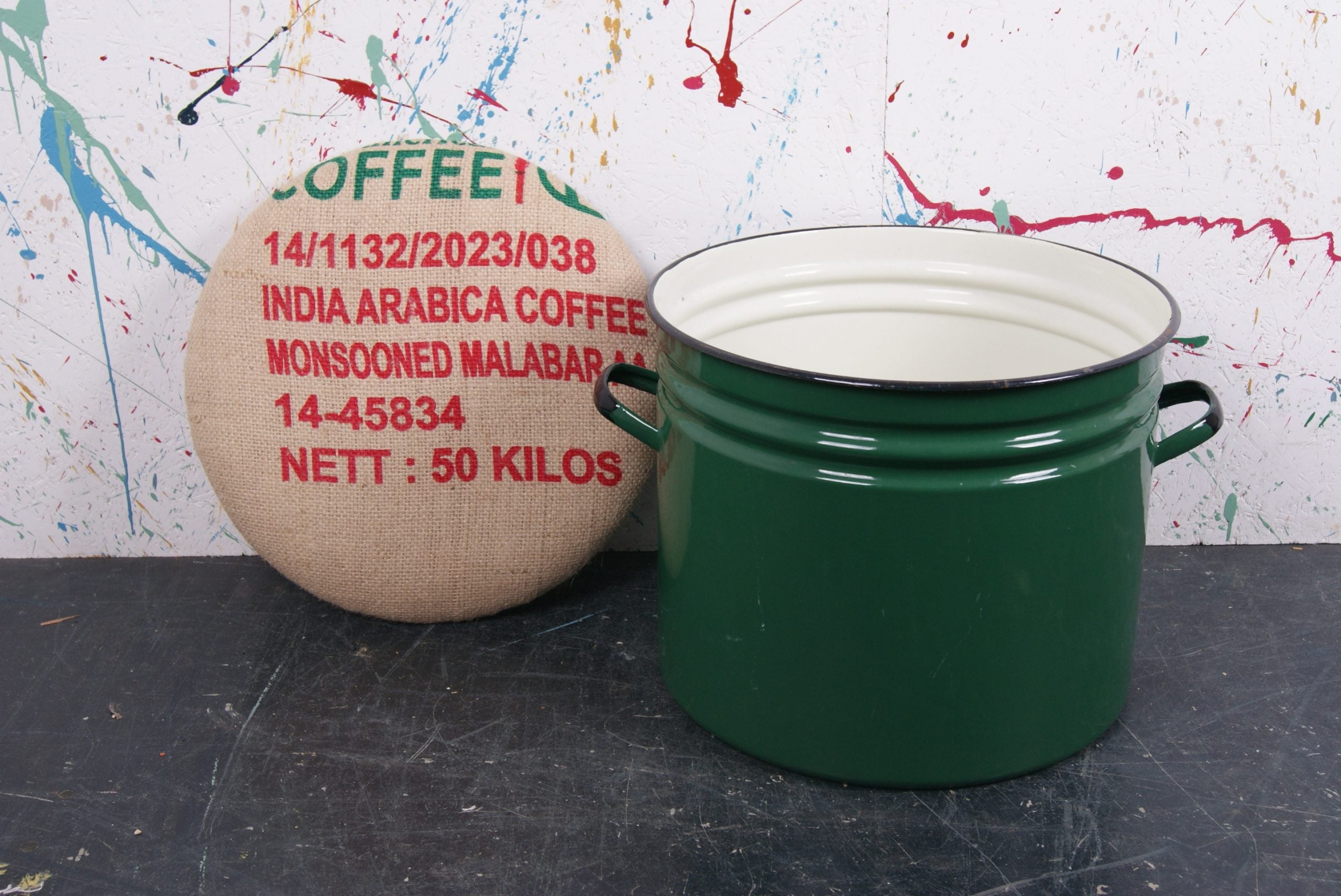 round-green-maggie-hessian-top-2