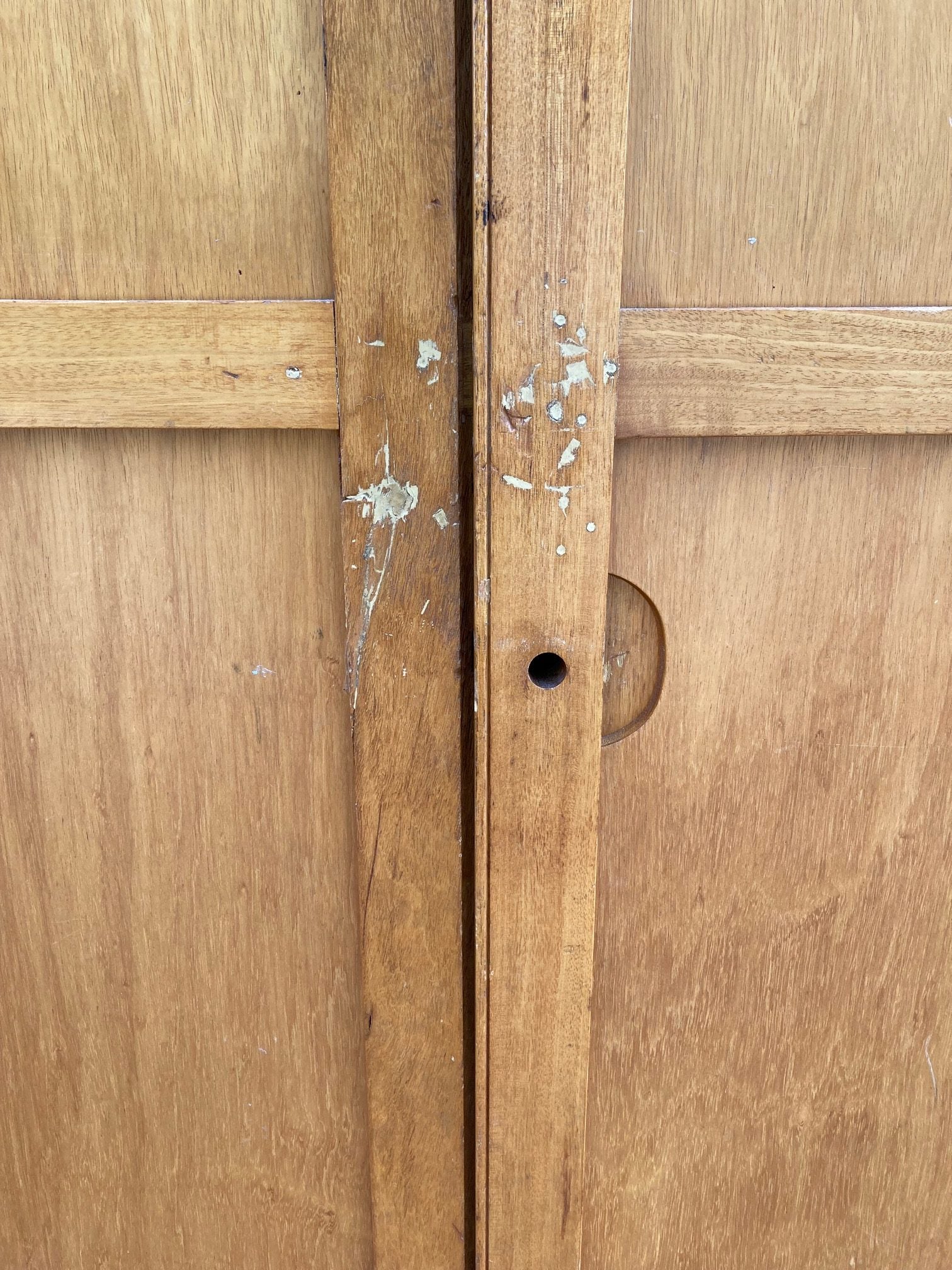 school-art-cupboard-2